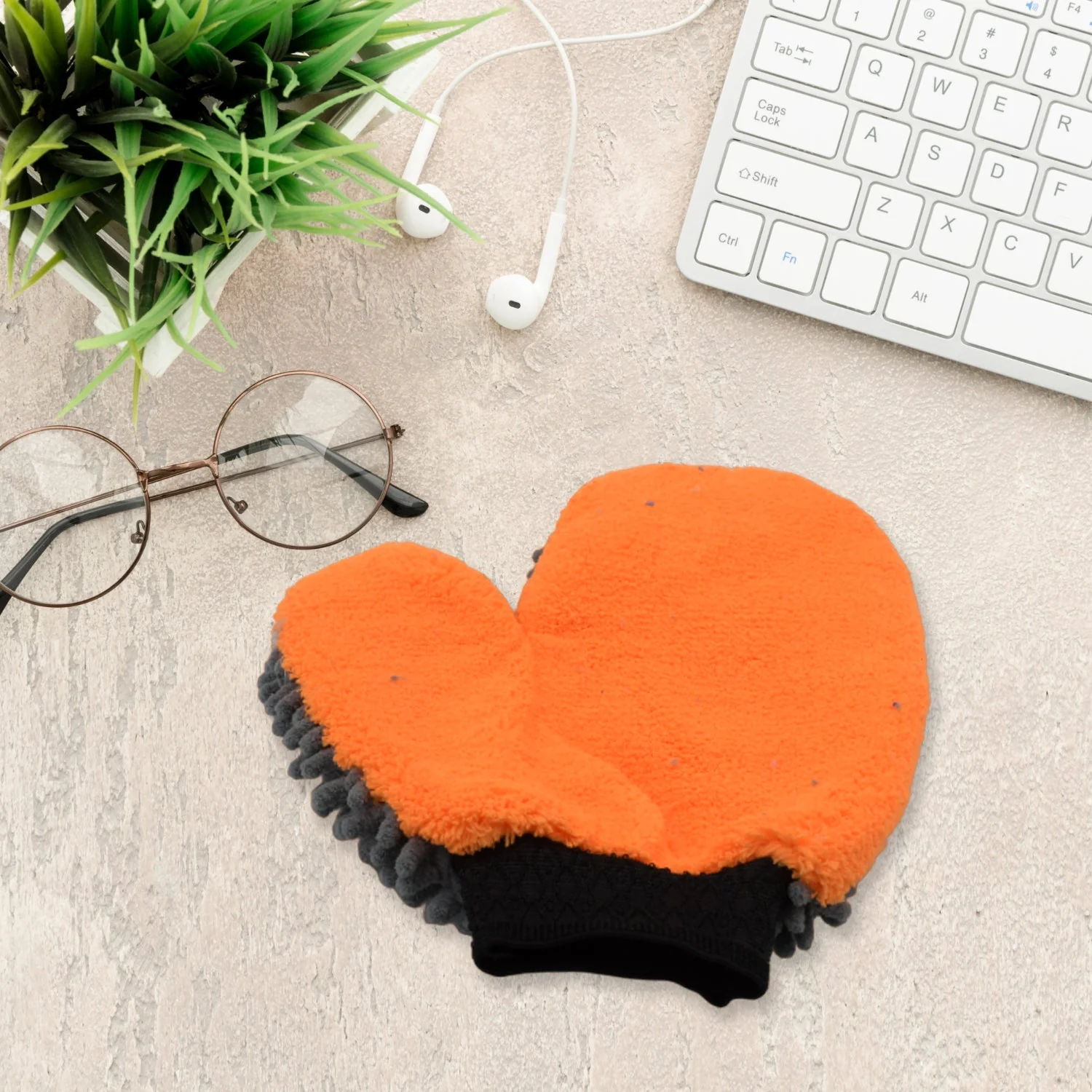 0678 2 in 1 Car Wash Microfiber Dual-Sided Chenille Microfiber Coral Velvet Mitt Scratch Free, Ultra-Soft Absorbent Car Wash Glove Multipurpose Car Cleaning Microfiber Glove (1 pc) - Image 3