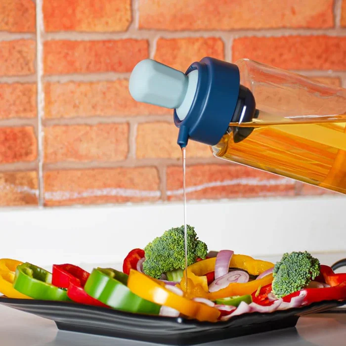 10138 2 in 1 Transparent oilar dispenser with Silicone Oil Dropper Nozzle (1 Pc / With Brush / 1 Ltr.) - Image 3