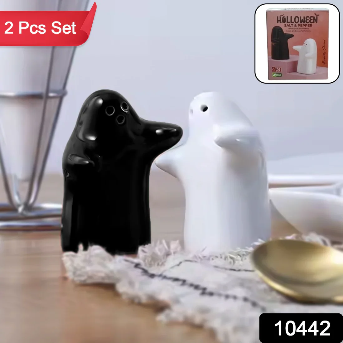 10442 Salt and Pepper Seasoning and Spice Shakers Cute Plastic (2 Pcs Set) - Image 2