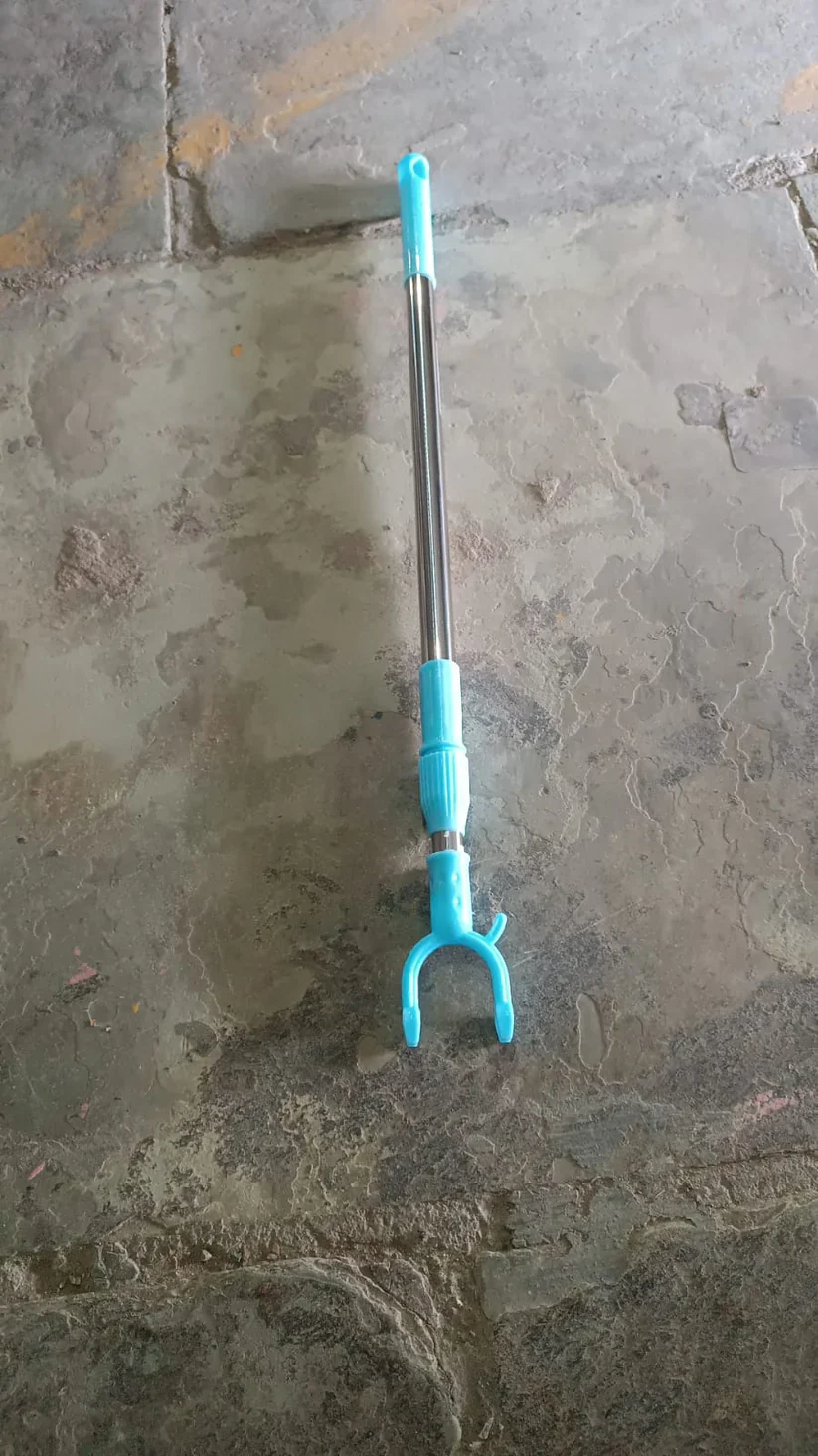 15091 Stainless Steel Telescopic Pole Clothes Hooks Hanger (1 Pc / 1 Mtr.) - Image 8