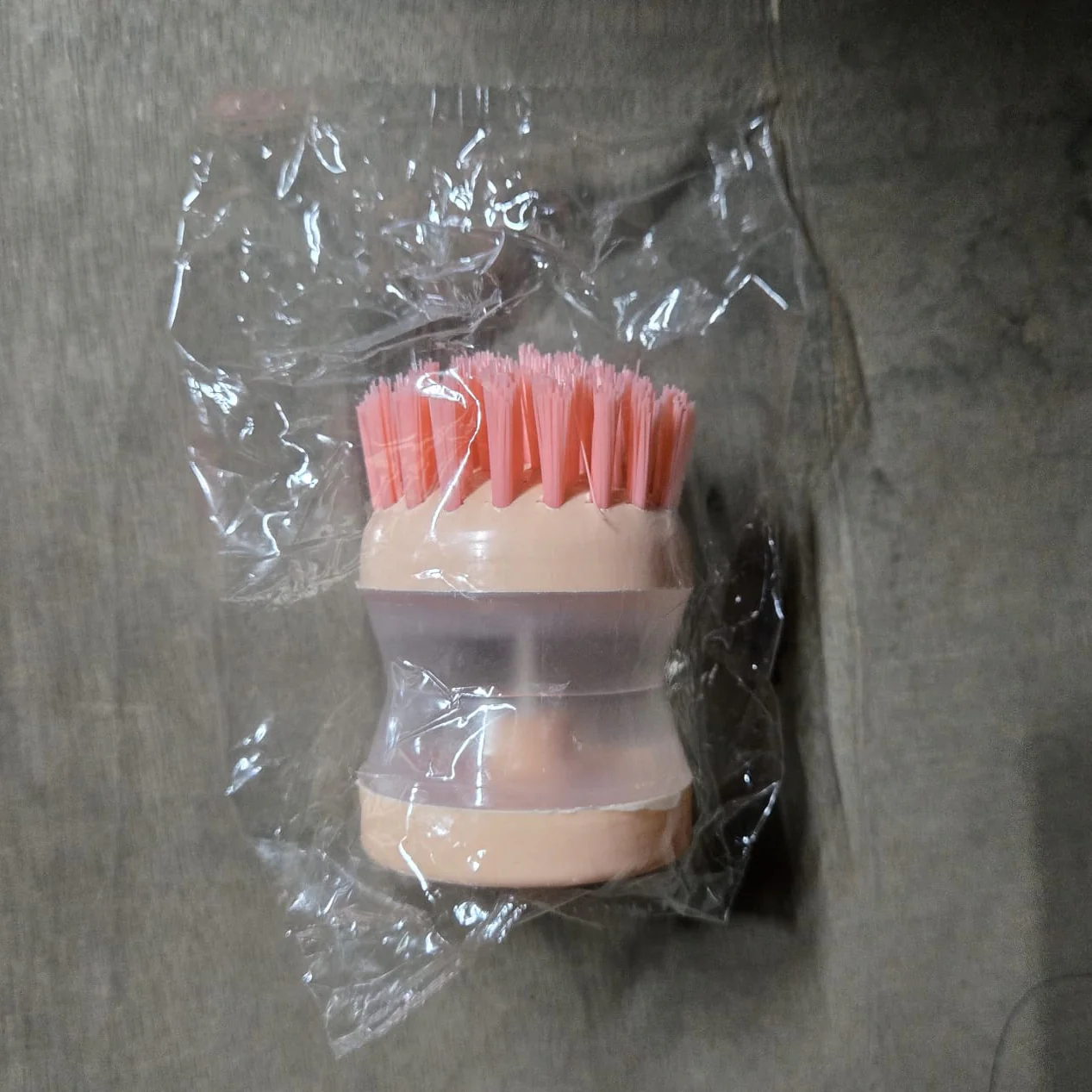 0159 Plastic Wash Basin Brush Cleaner with Liquid Soap Dispenser (Multicolour) - Image 7