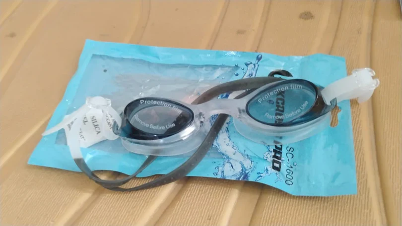 19875 Konex Anti-Fog UV-Protected Swimming Goggles for Adults - Image 7