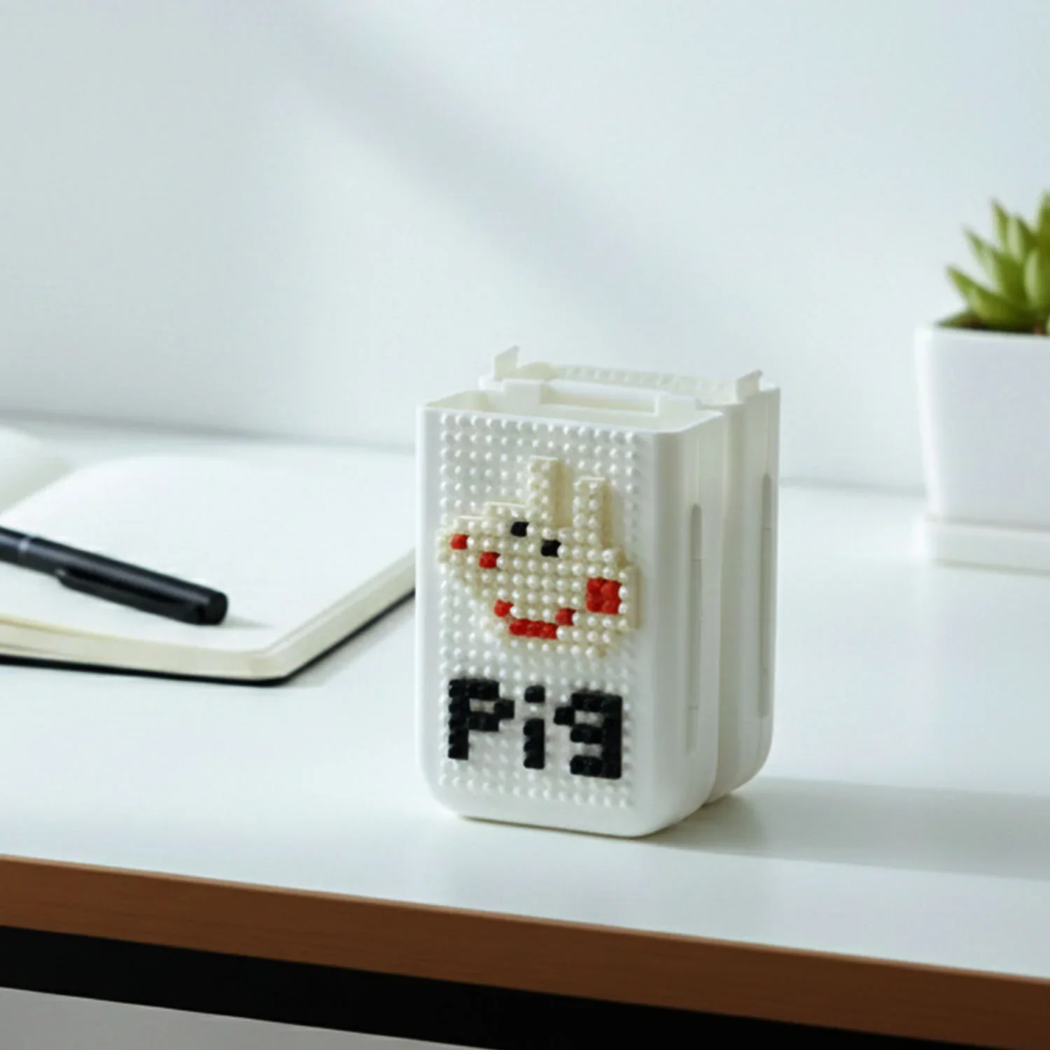 20016 Decorative Pixel Art Style Desk Pen Holder (1 Pc) - Image 3