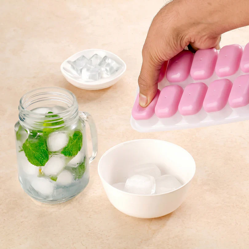24031 Pink Plastic Ice Cube Tray with Lid - 14 Grid Multipurpose Mold - Image 3