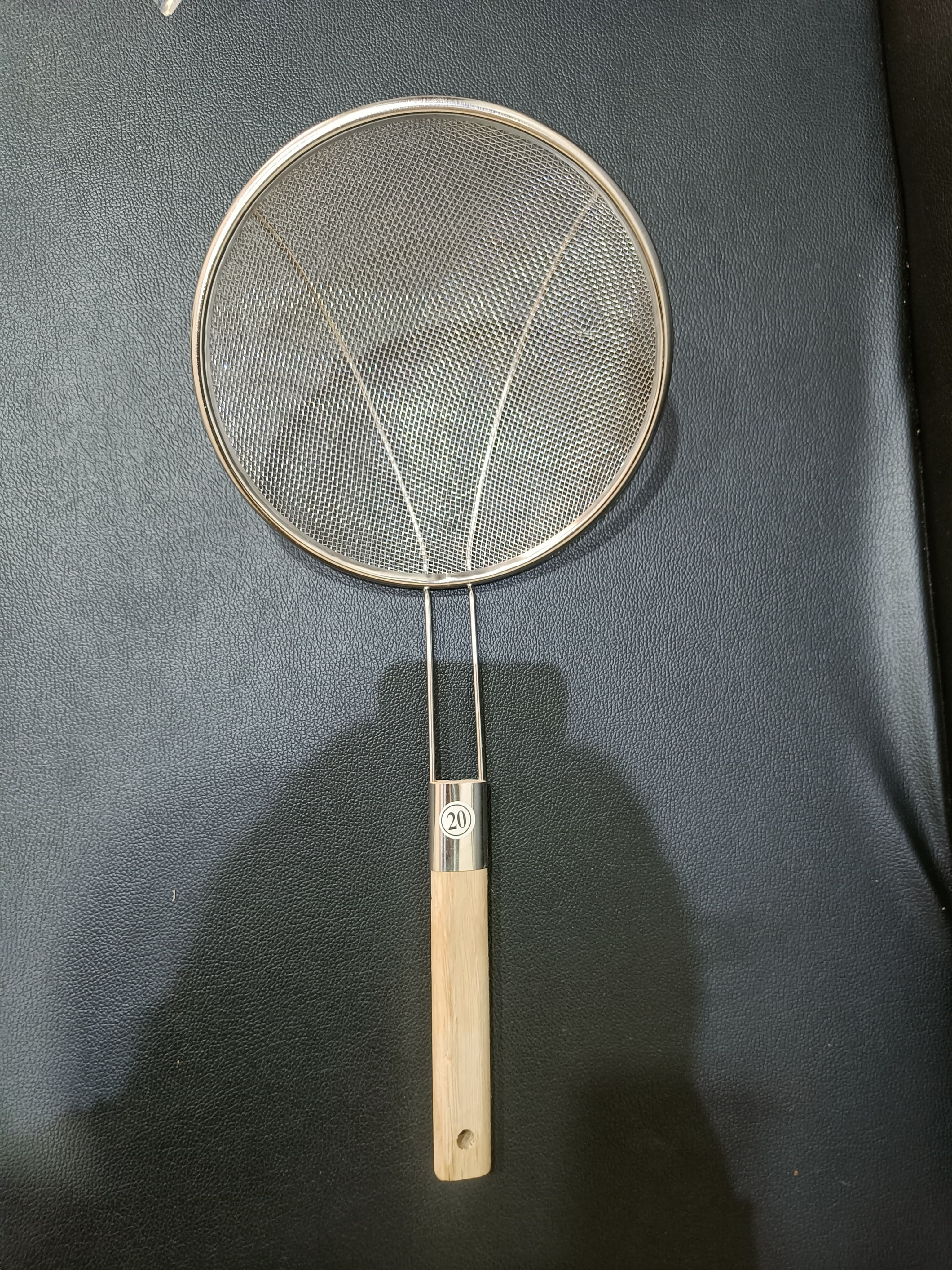 3132 20cm Stainless Steel Strainer Skimmer Deep Fry Jhara with U Shape Wooden Handle - Image 7
