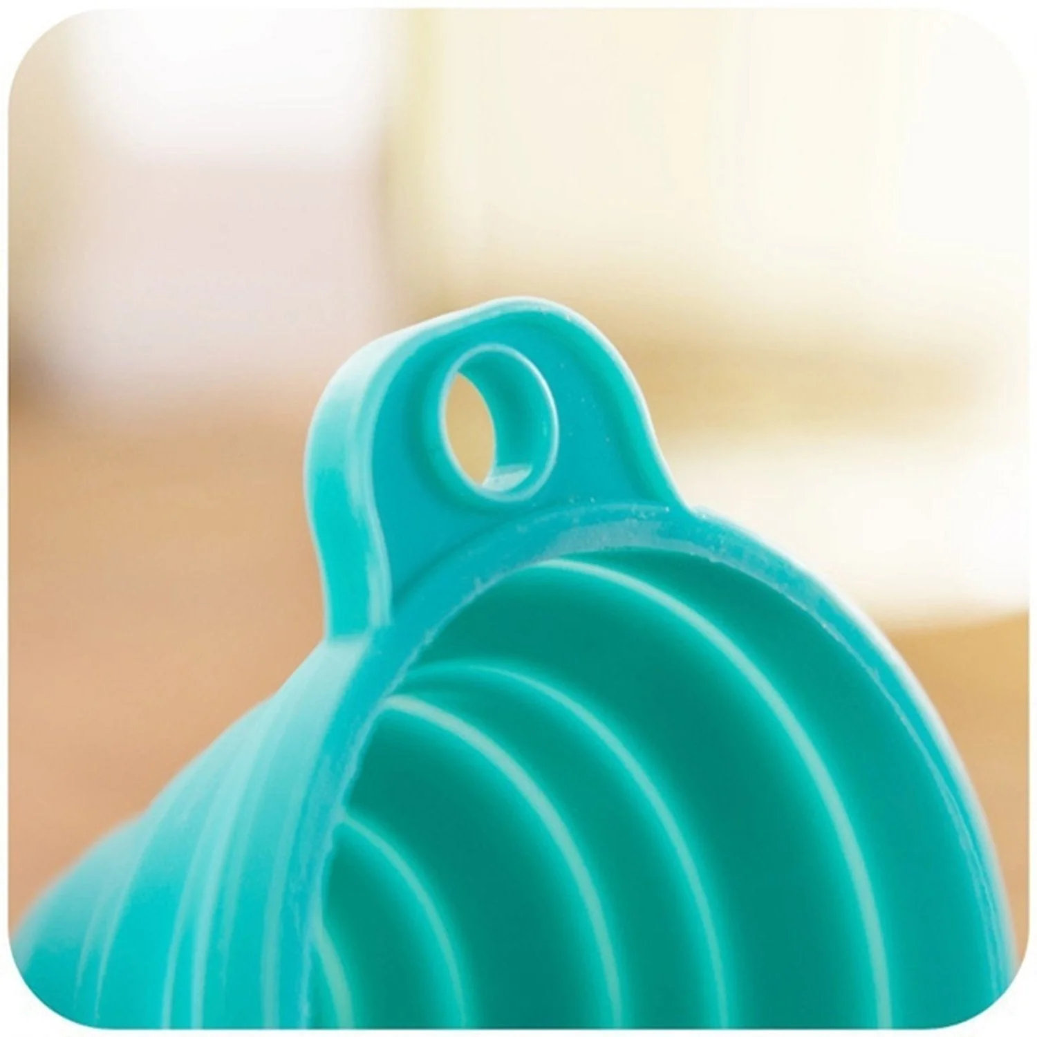 4677 Silicone Funnel for Kitchen Use Oil Pouring Sauce Water Juice - Image 8