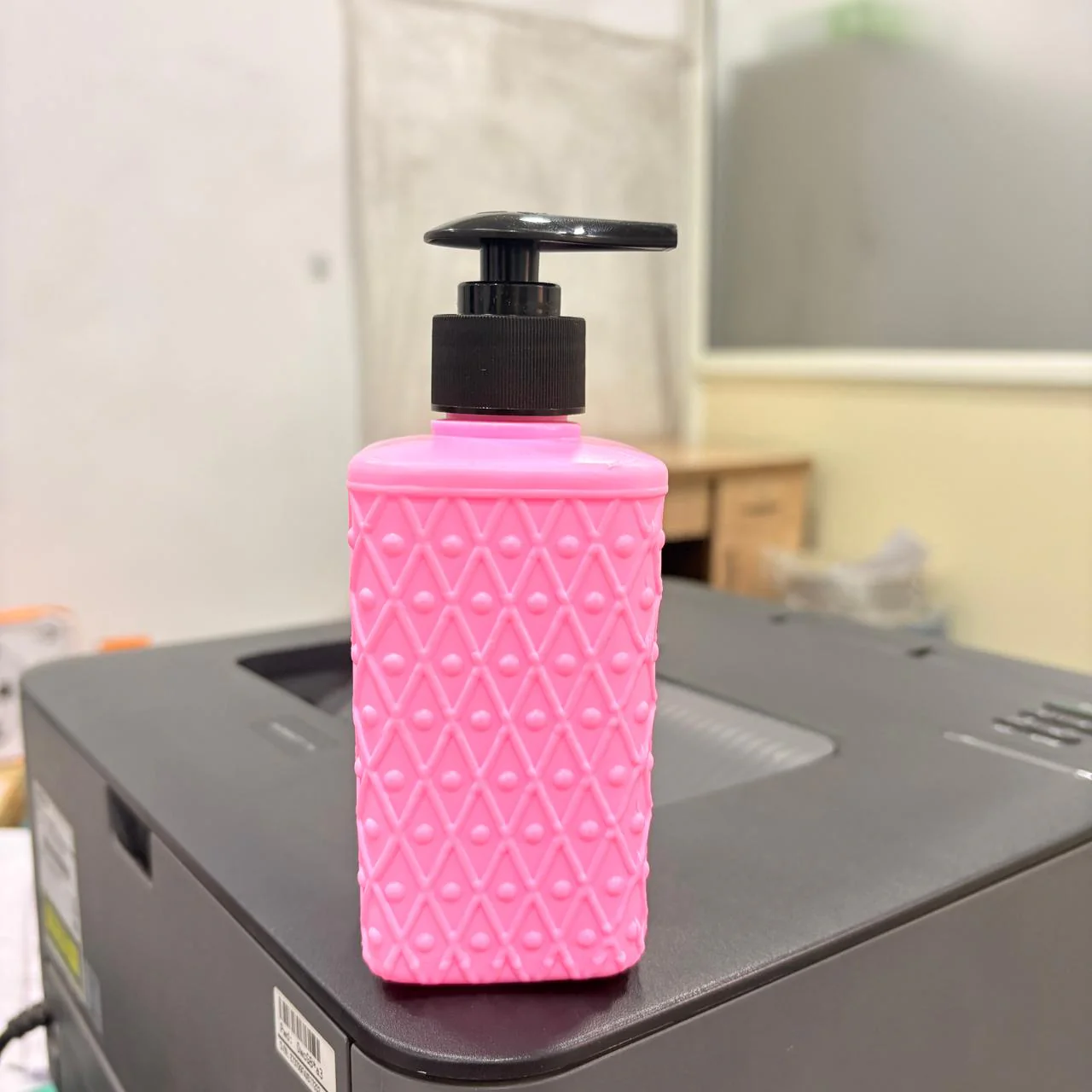 AM3210 Auga Hand Wash 300ml Soap Dispenser - 1pc - Image 5