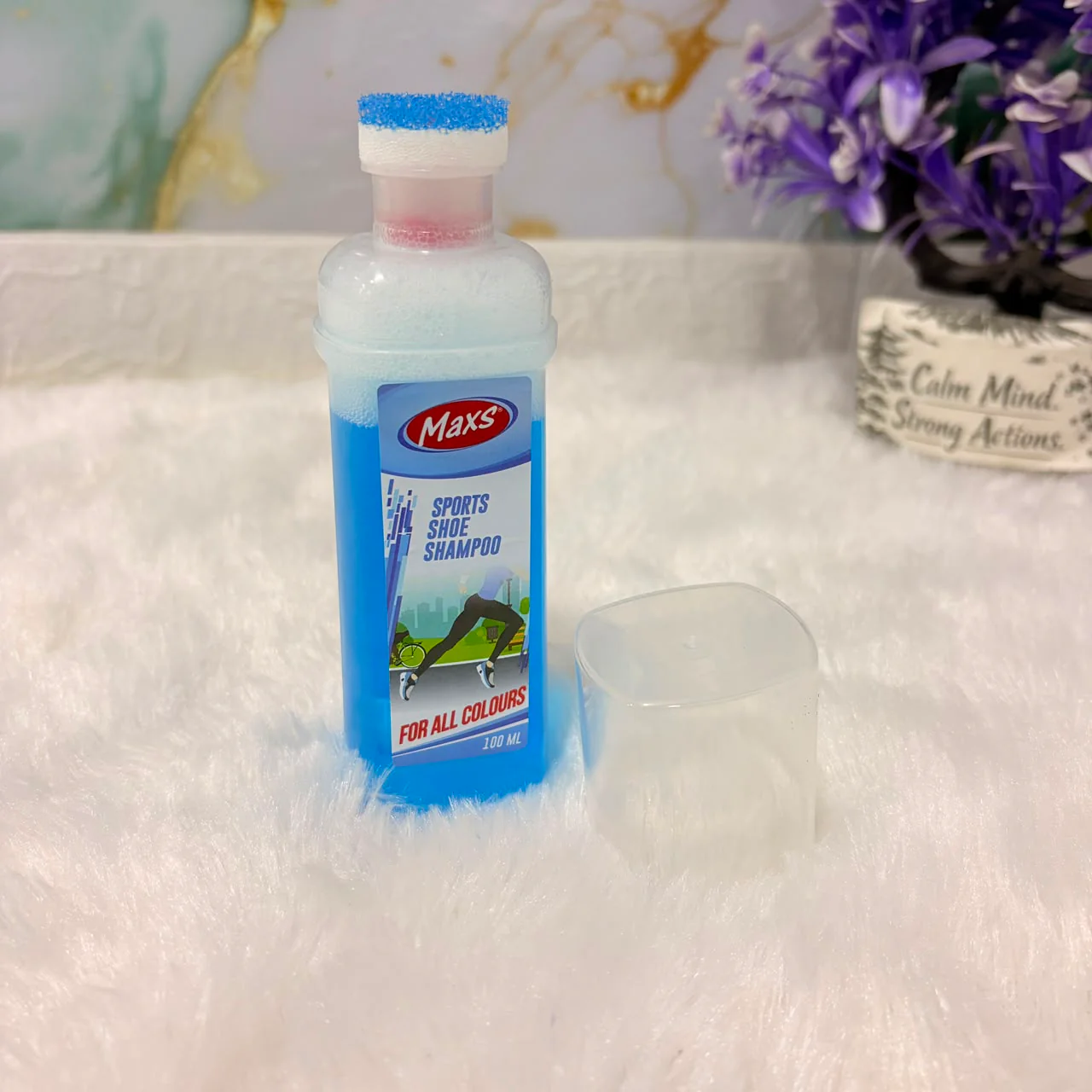 A06568 Maxs Sports Shoe Shampoo (100 ml) – For All Colours, with Built-in Brush Applicator - Image 2