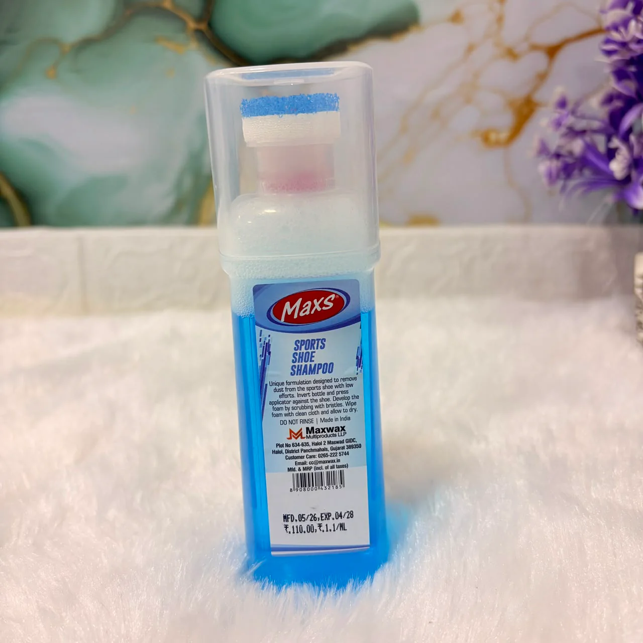A06568 Maxs Sports Shoe Shampoo (100 ml) – For All Colours, with Built-in Brush Applicator - Image 3