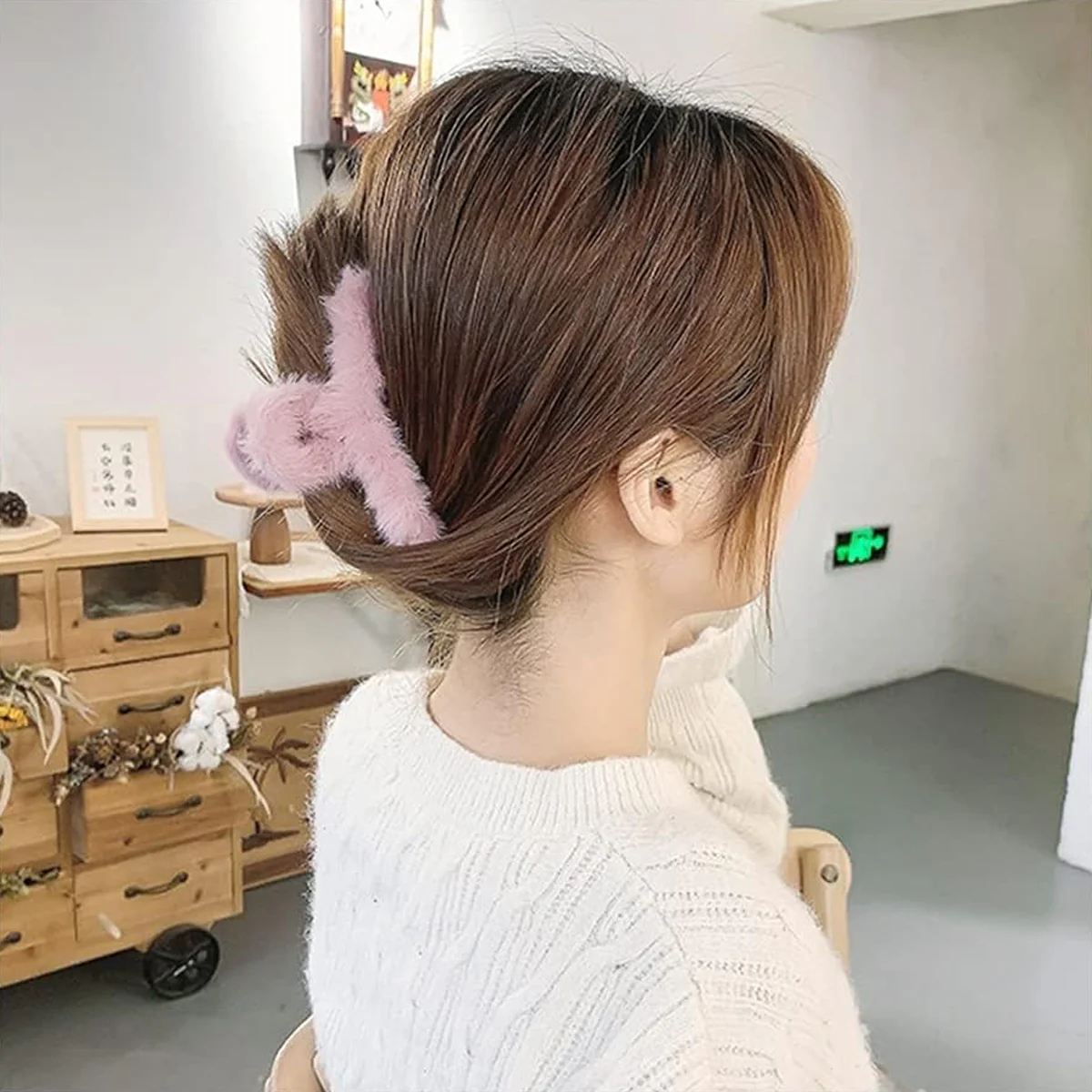AM1076 Fluffy Fur Hair Clip 1Pcs (multicolor) - Image 2