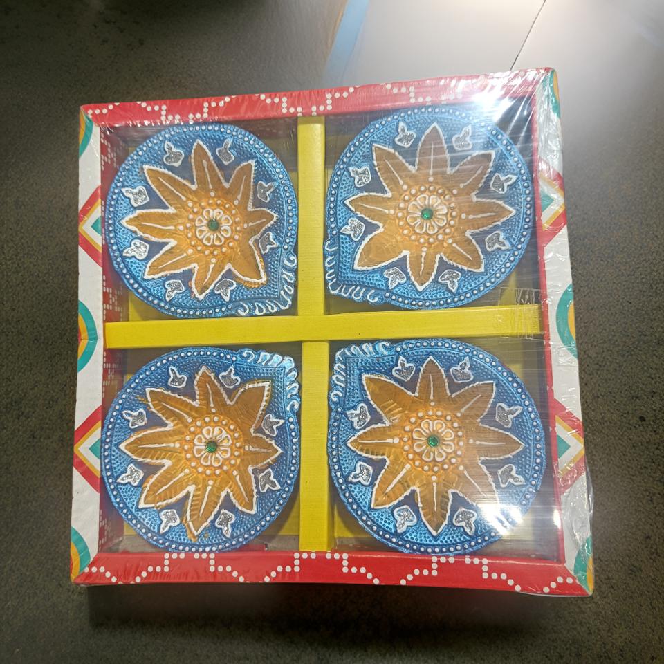 AM0207 Handmade Decorative Diyas For Diwali Diwali Decoration (4 Pcs) - Image 3