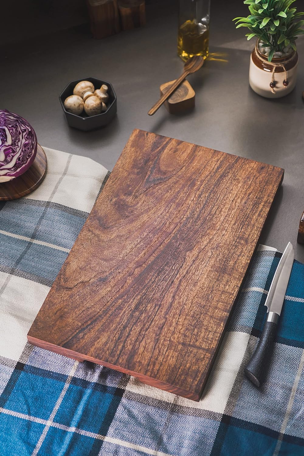 AM0907 Wood Chopping Board 02 - Image 5
