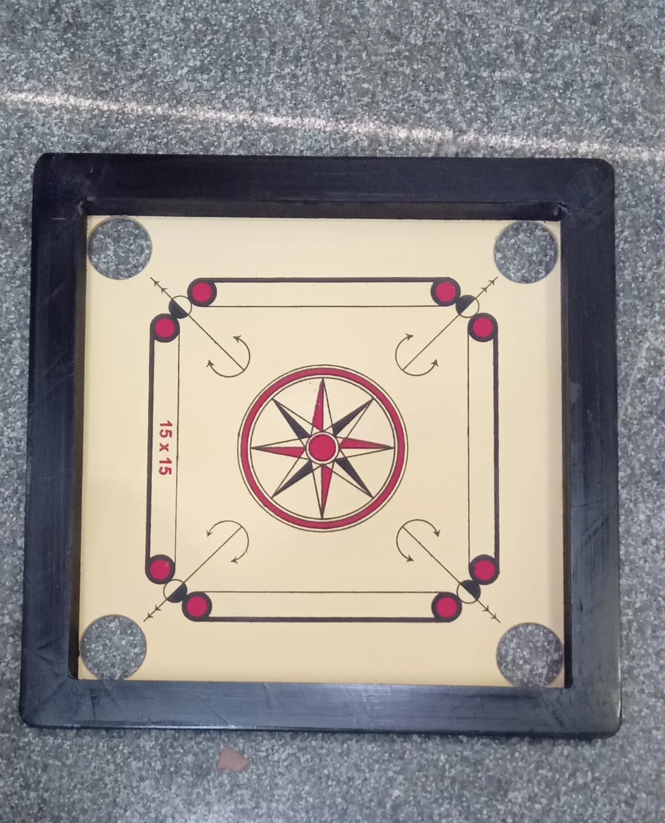 AM0901 Carrom Board 15X15 INCHES CARROM Wooden - Image 2