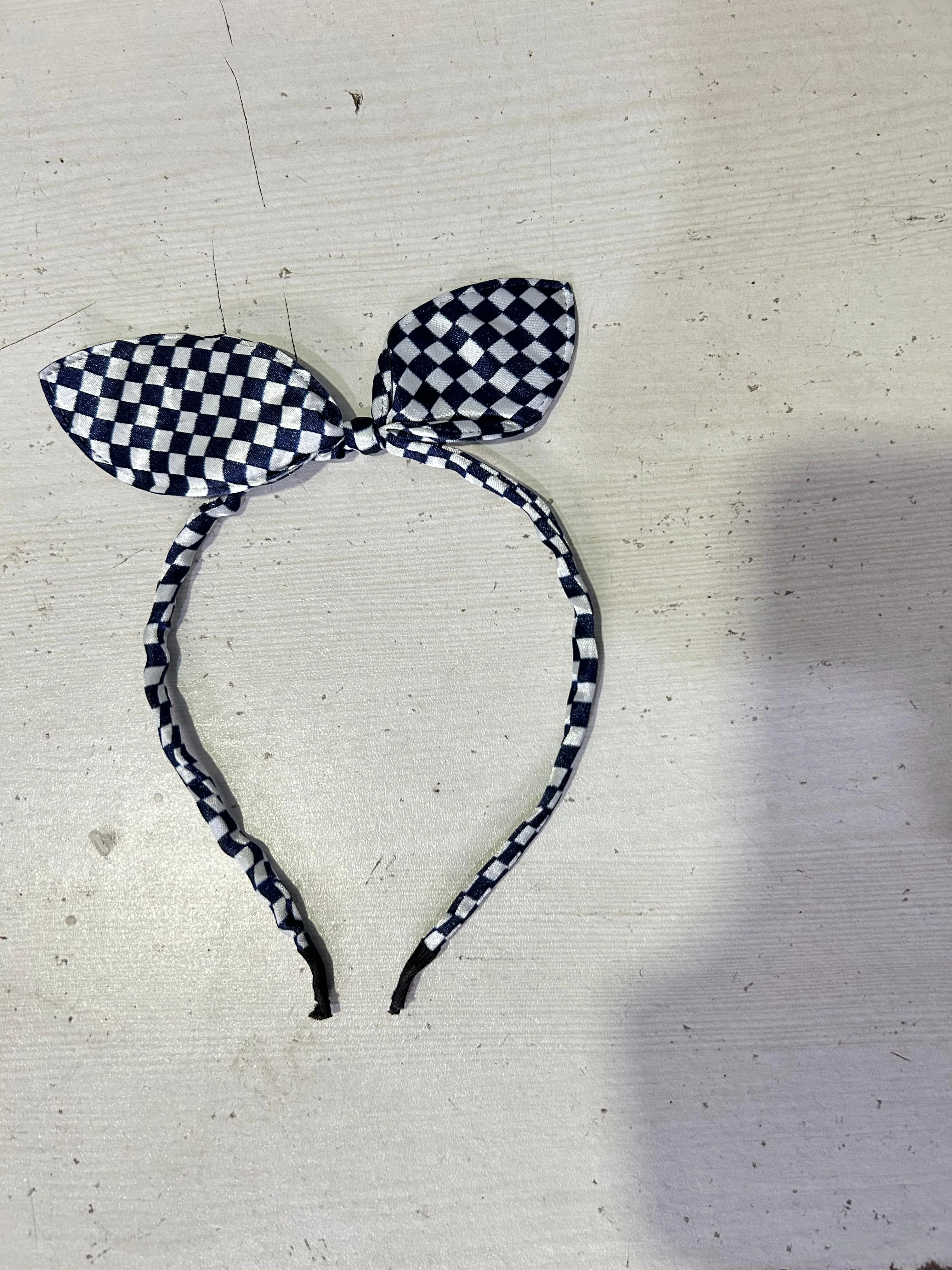 AM1026 Fancy Rabbit Ears Hairband for Girls (MultiColor) - 1 Pcs - Image 5