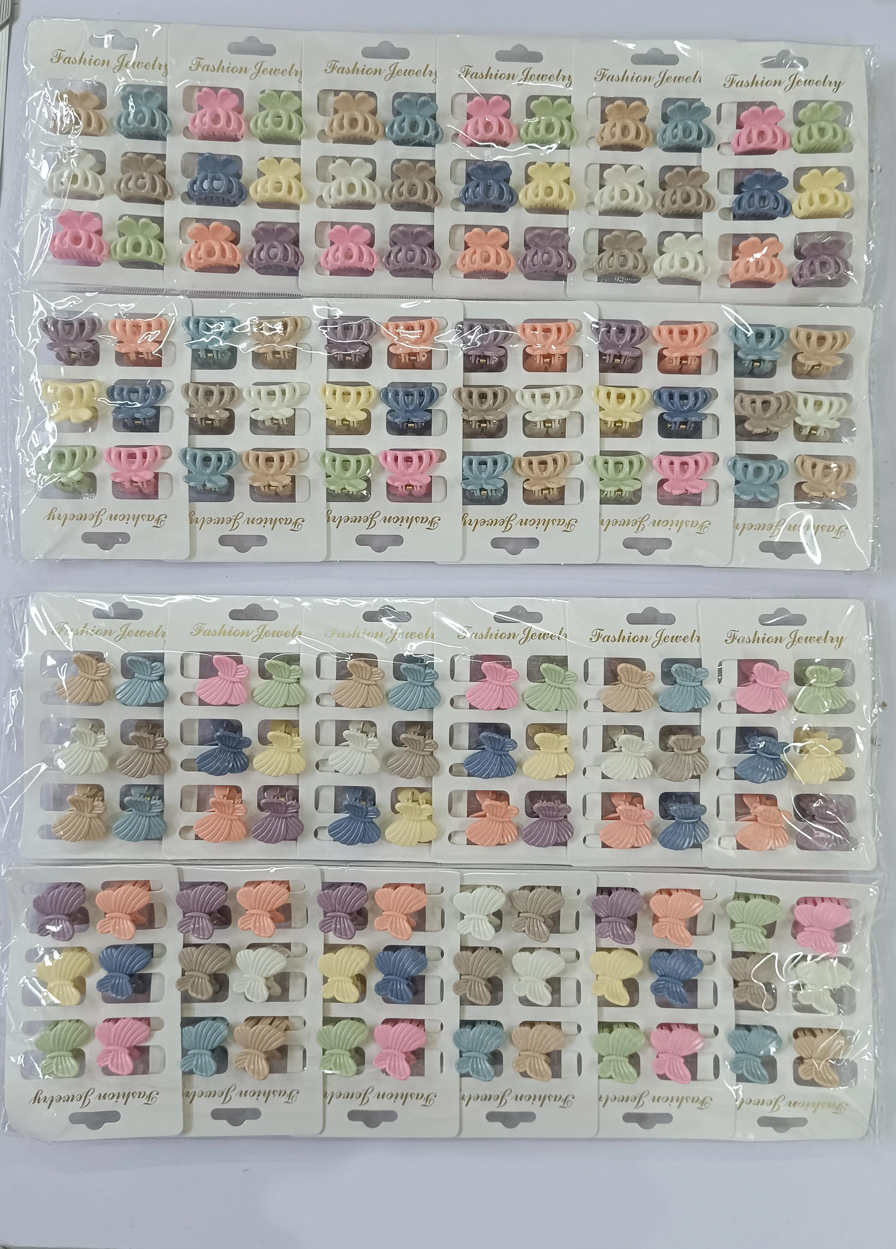 AM1083 Matte Mini Hair Claw 6 Piece Set - Image 4