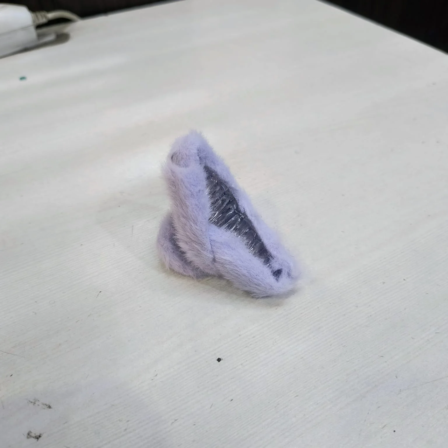 AM1086 Fur Hair Clip Butterfly - Image 4
