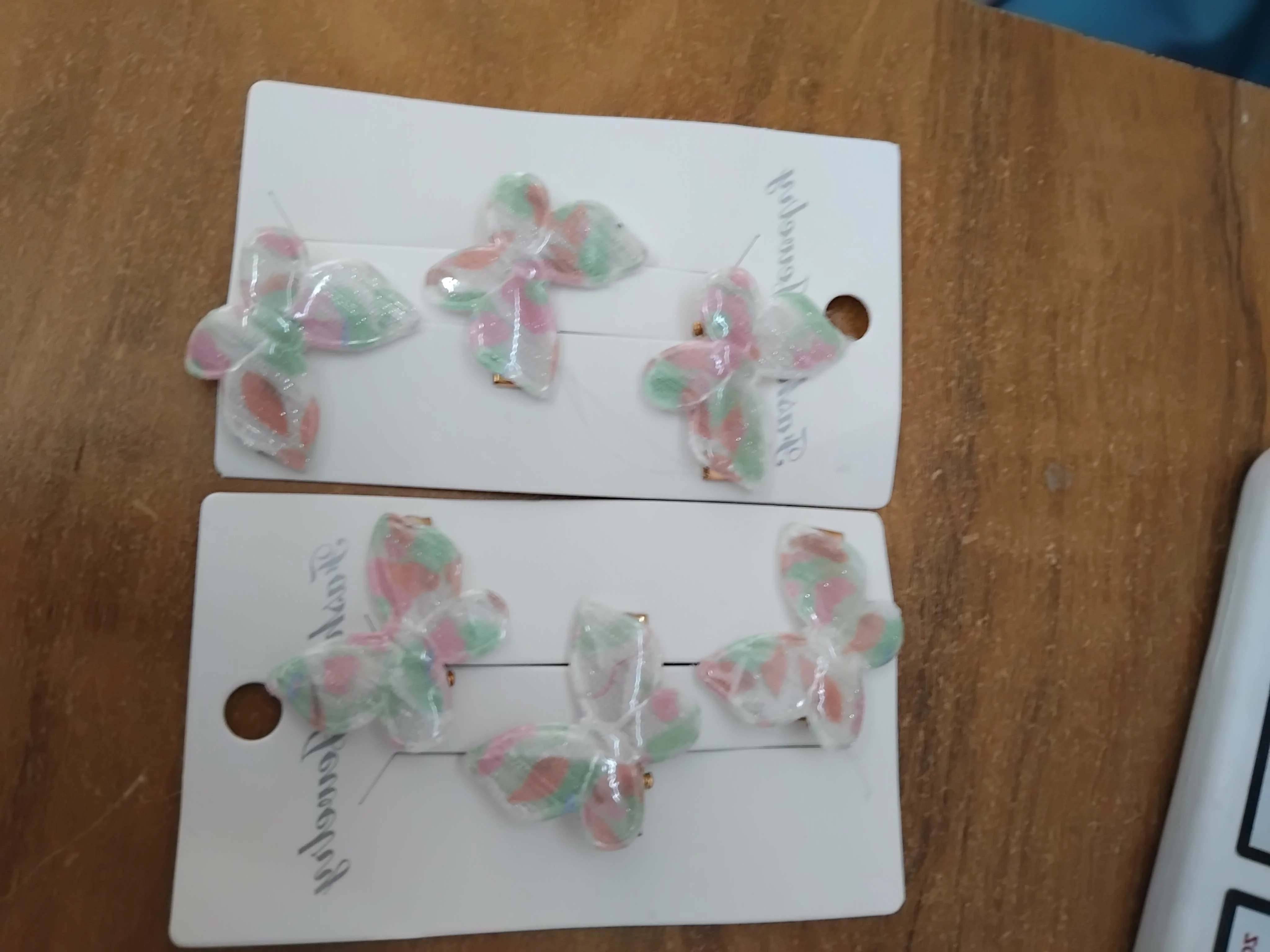 AM1241 Butterfly Hair Clips for Girls - Image 3