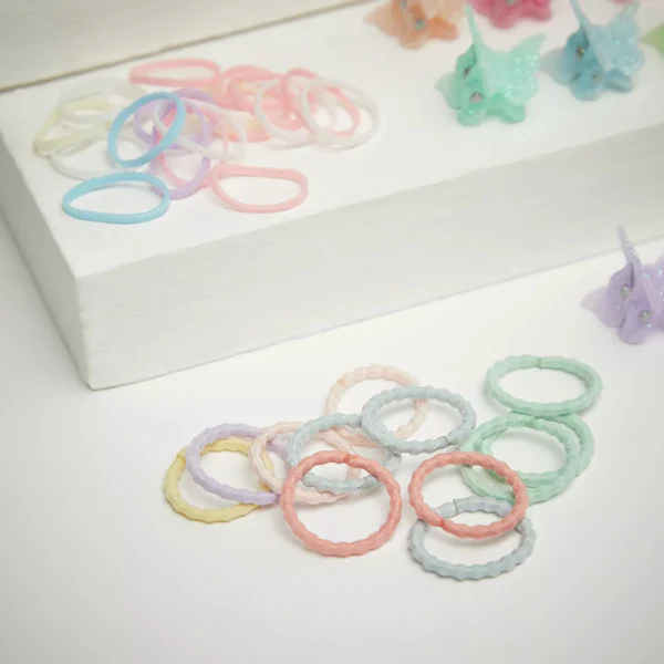 AM1260 Pink Heart Gift Box Set Kids Hair Clips for Girls - Image 4