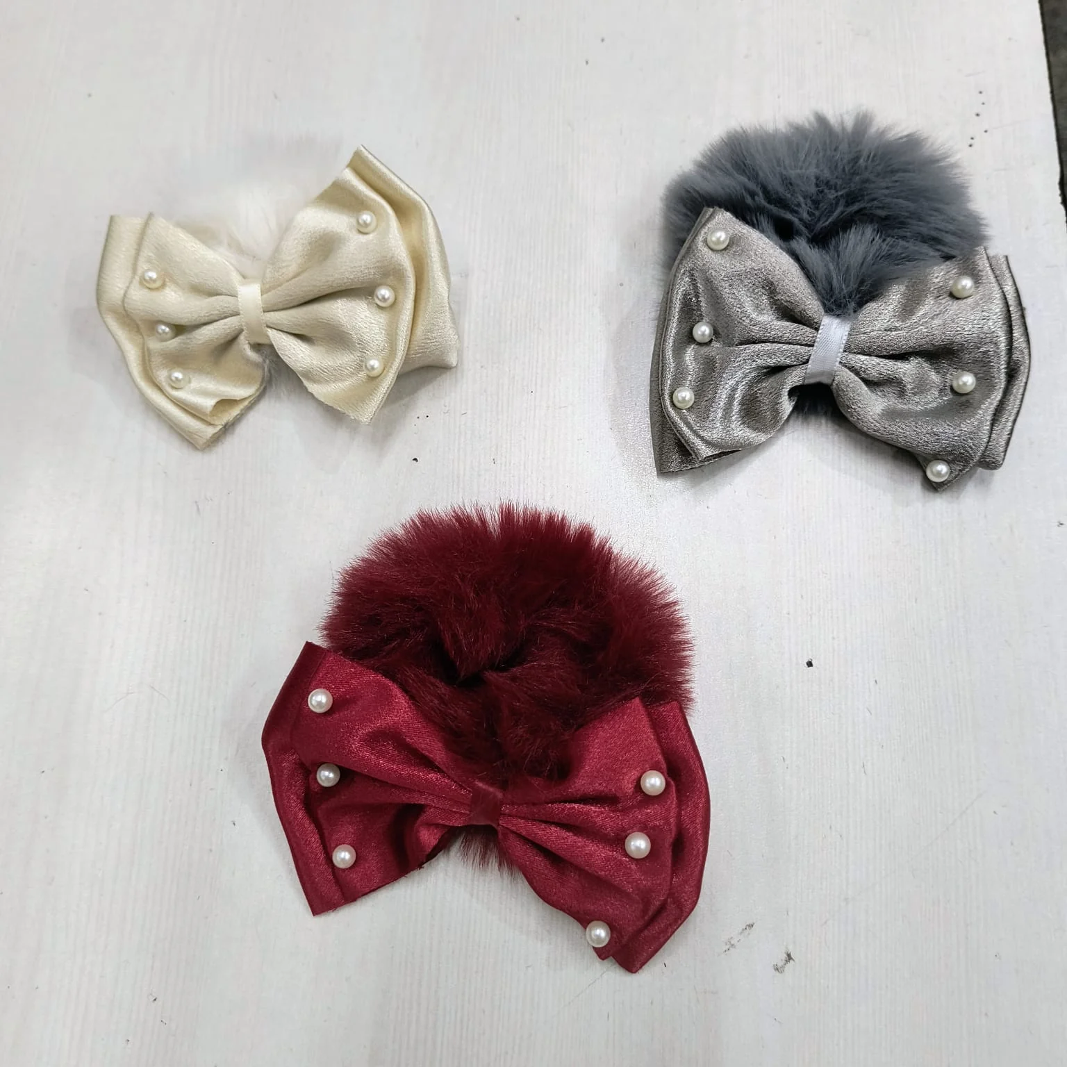 AM1279 BIG Bow Soft Fur Elastic Hair Band With Pearl ,Hair Band for Girls, Women's and Kids Baby Toddlers 1pc - Image 5