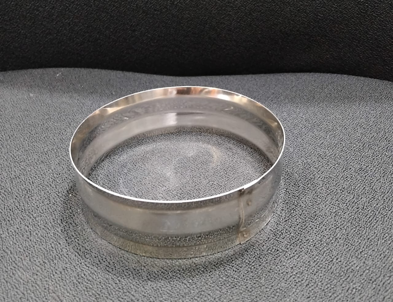 AM2342 Lion Stainless Steel kathla Small 1Pcs - Image 3