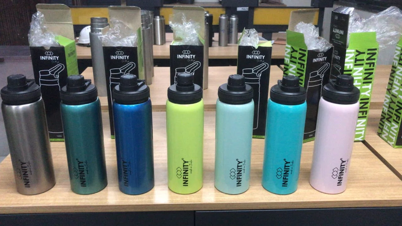 AM2423 Infinity Uno mix colour Single Wall Stainless Steel Water Bottle 1000ml - Image 7