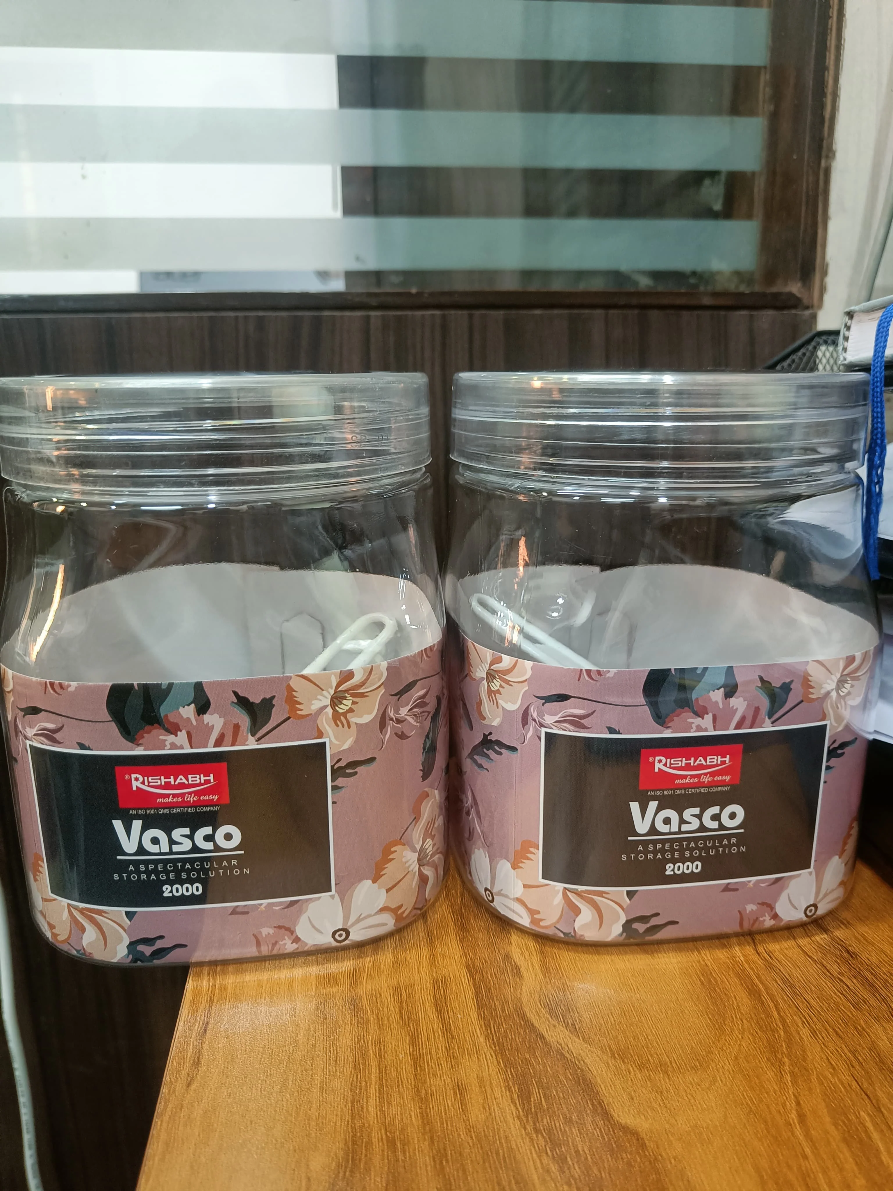 AM2643 Rishabh Vasco 2000 stylish & Trendy Pet container 2pcs with Spoon - Image 3