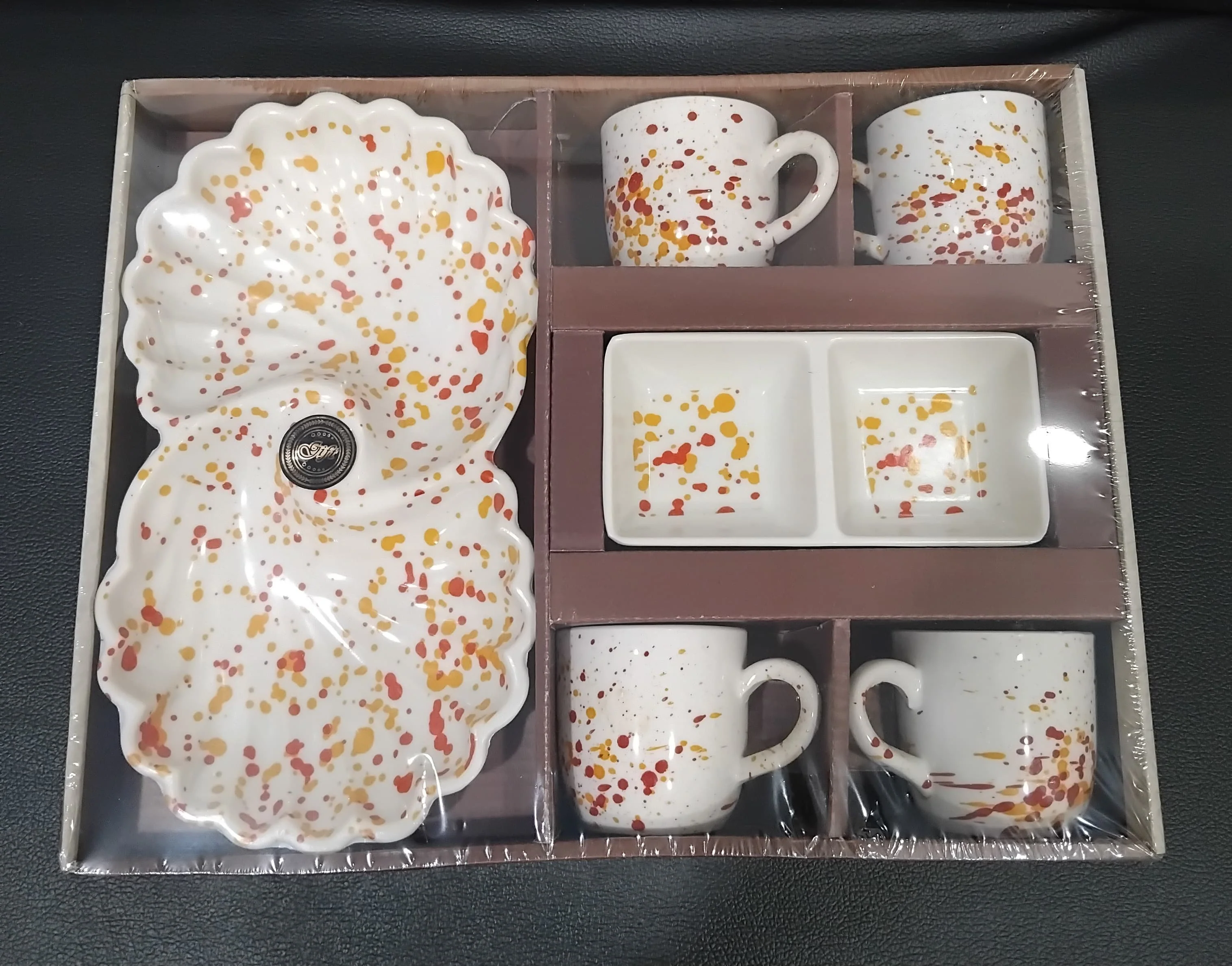 AM2771 Royal Cellection Let's Take A Coffee Break 4 Cup, 1 Platter, 1 Chatney Bowl 6 Pieces Exclusive Snacks Set - Image 2