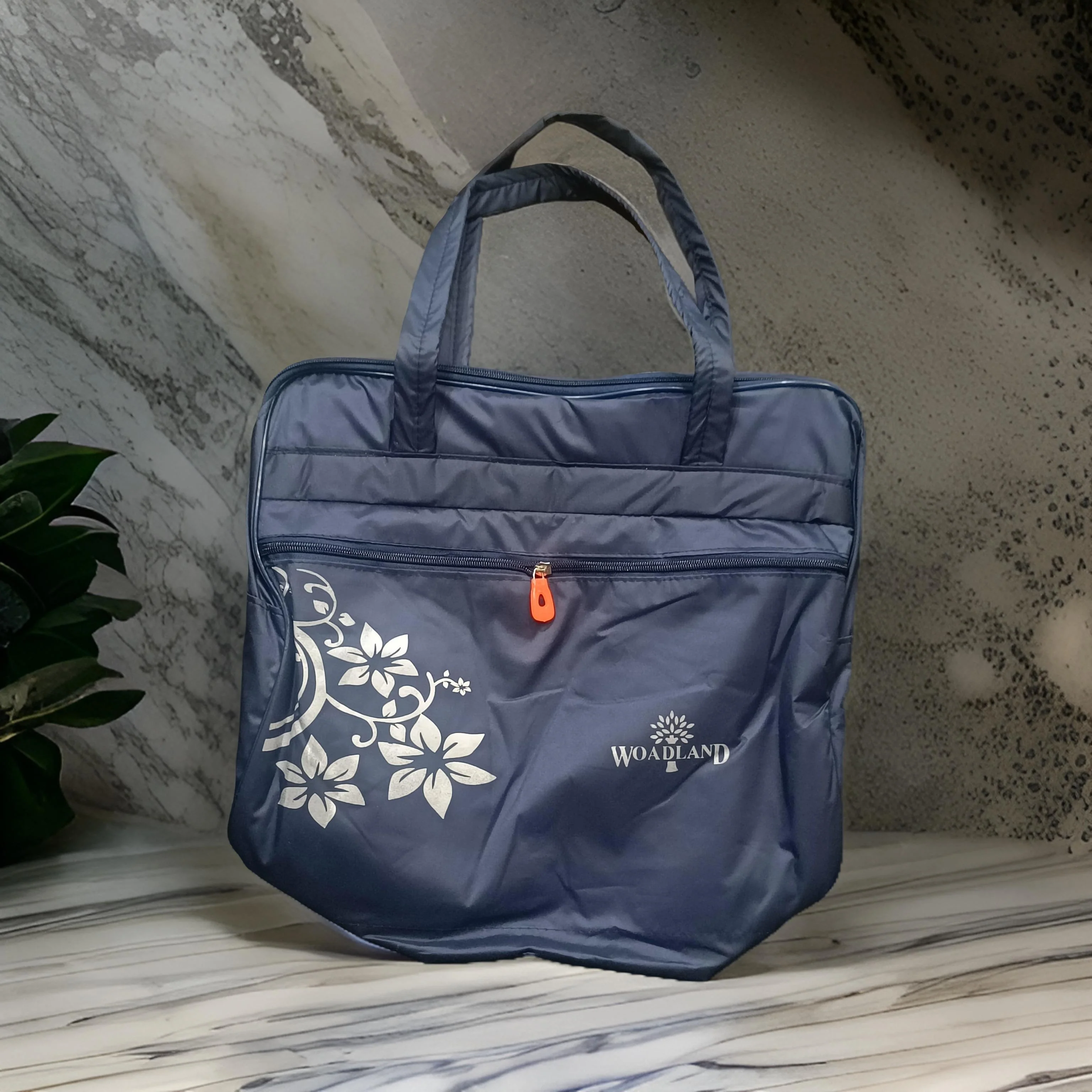 AM2944 WoadLand stylish duffel bag handbag with zipper for women & girls - Image 3