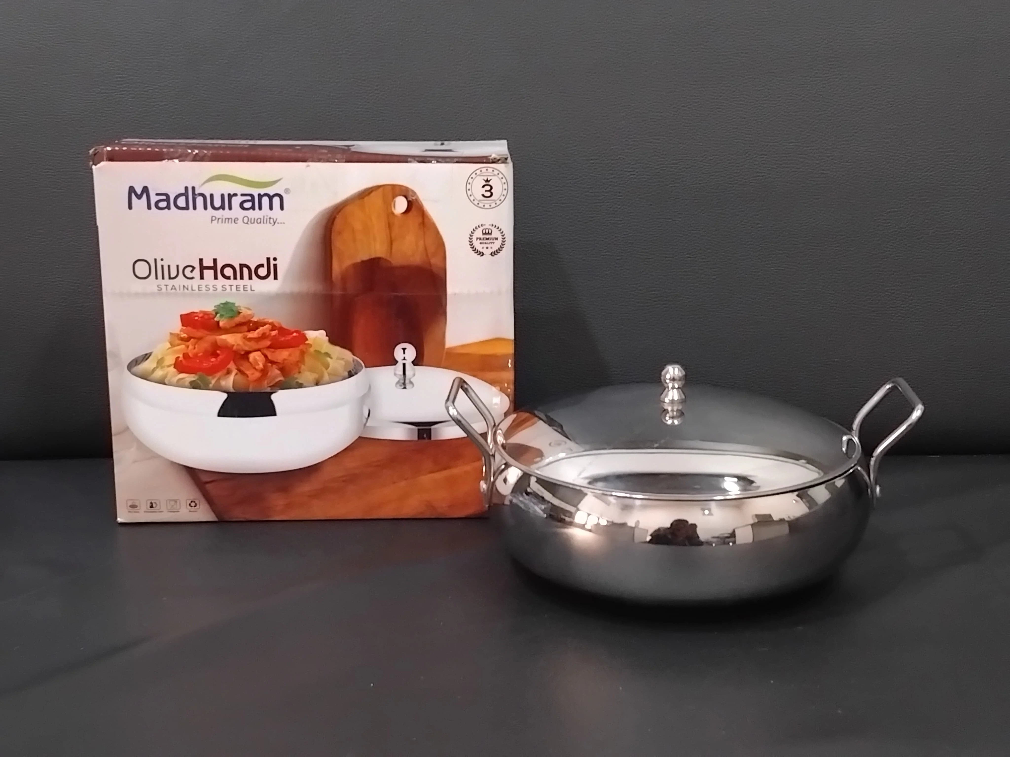 AM2946 Madhuram Prime Quality Olive Handi Stainless Steel (3) With Handle 2000ml - Image 3
