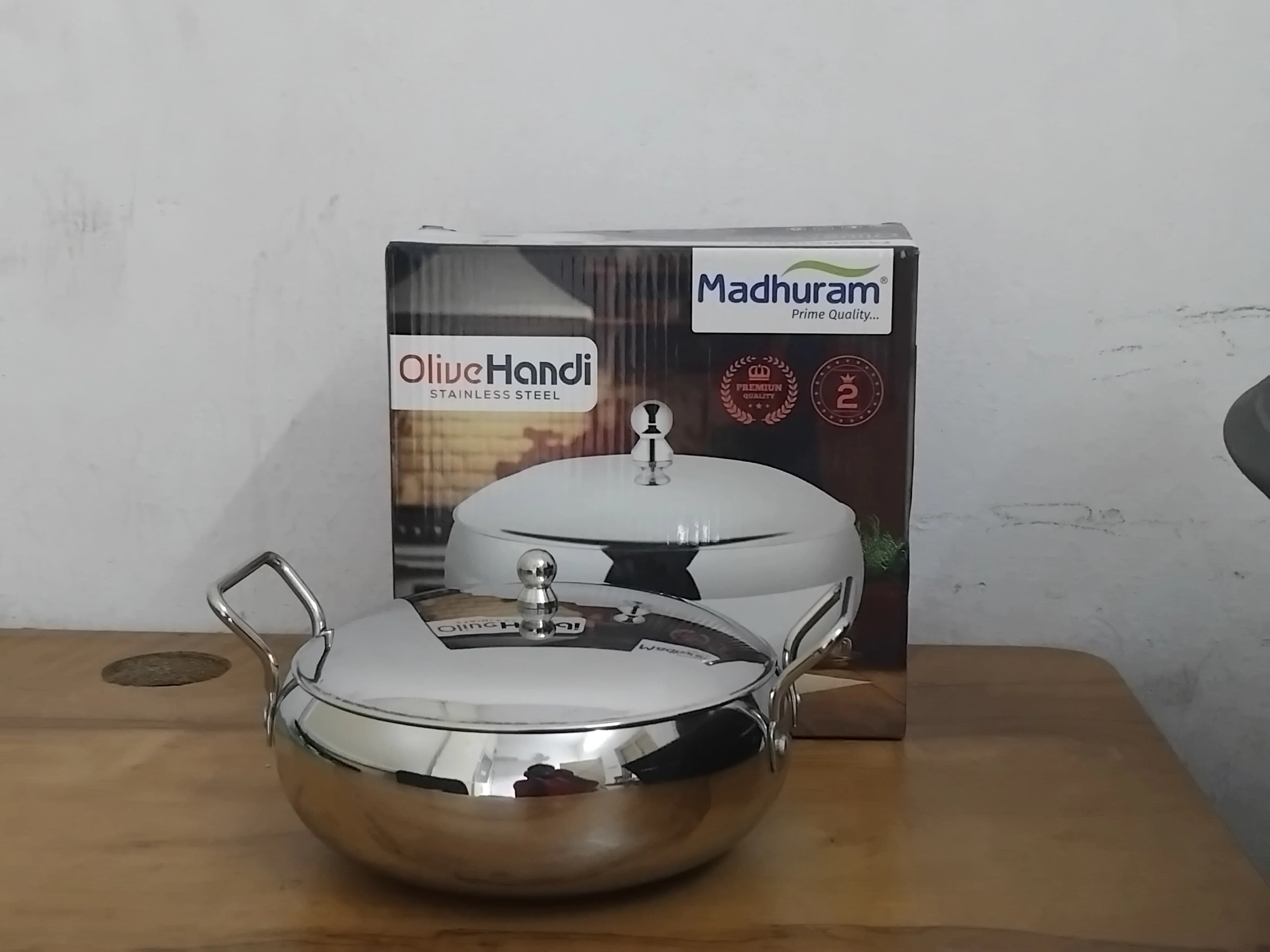 AM2995 Madhuram Prime Quality Olive Handi Stainless Steel (2) With Handle 1 Piece - Image 3