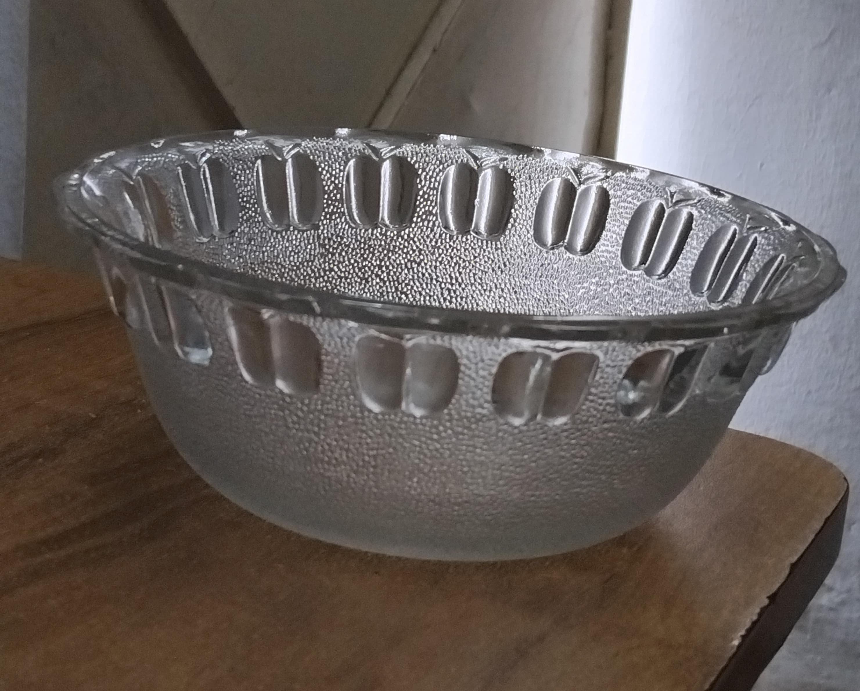 AM3019 Popular Bright Mixing Bowl Fruit Storage Glass Bowl with Decorative Apple Shape Design And Clear Glass Bowls 1 Piece - Image 3