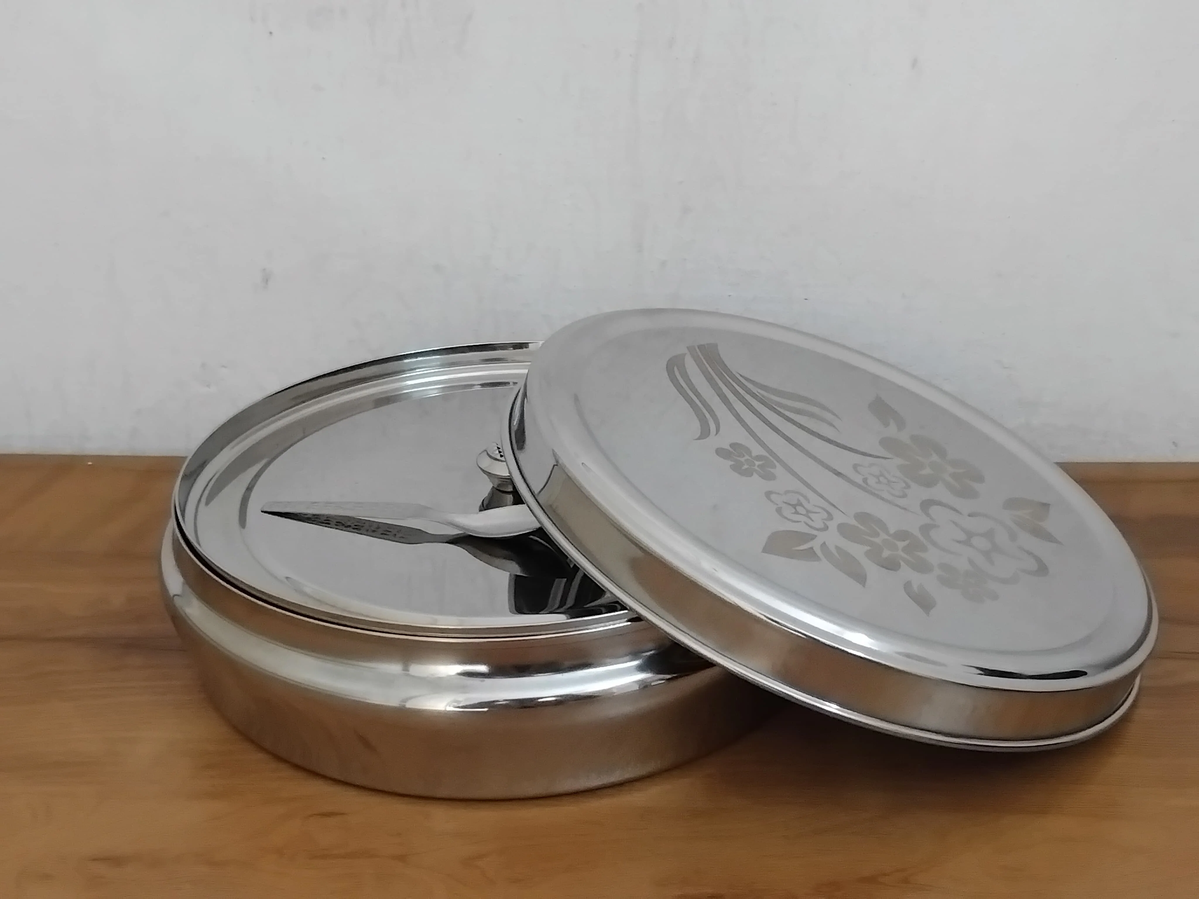 AM3116 Madhuram Prime Quality (12) Belly Masala Dabba Stainless Steel Spice Box 1 Piece - Image 6