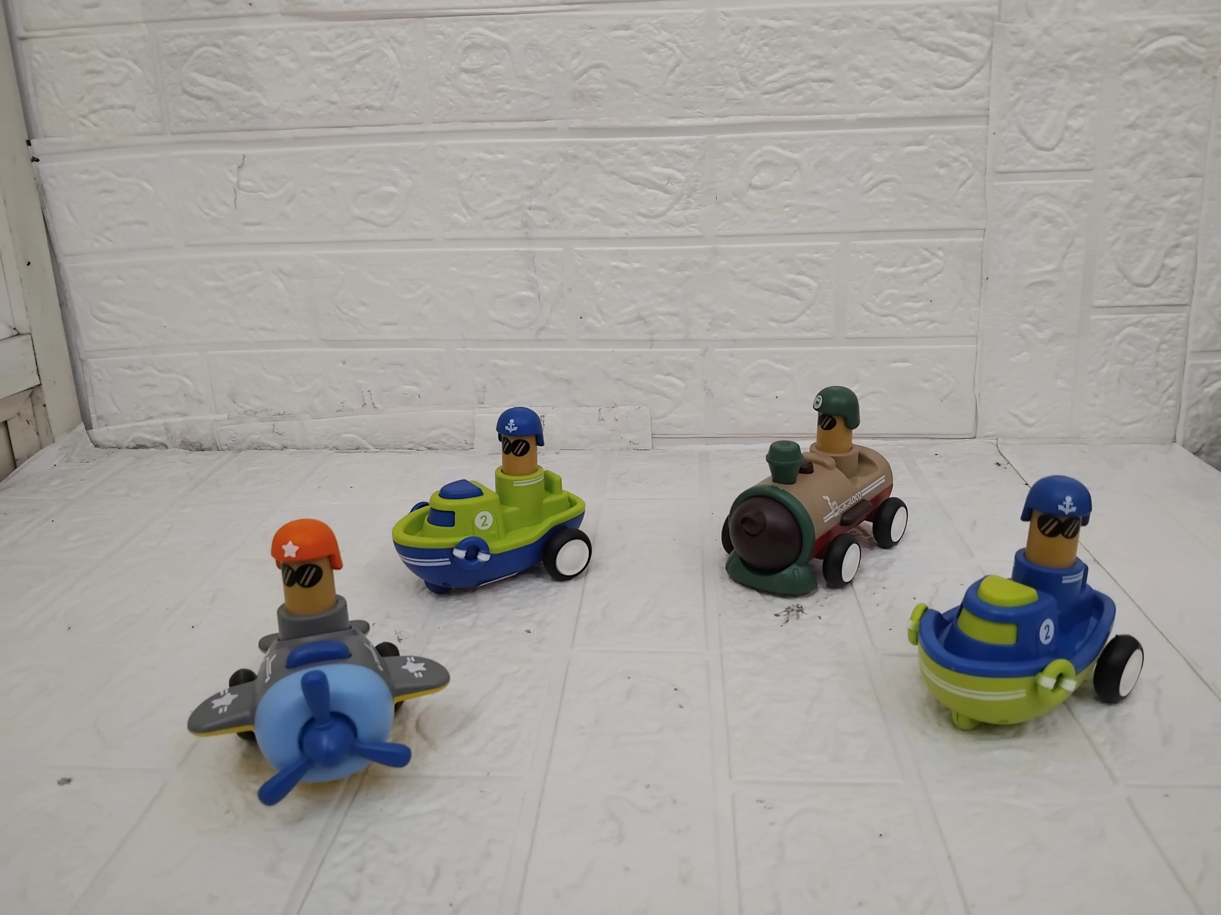 AM3175 Top Gear Car Friction Powered Press and Go Toy Car - Image 11
