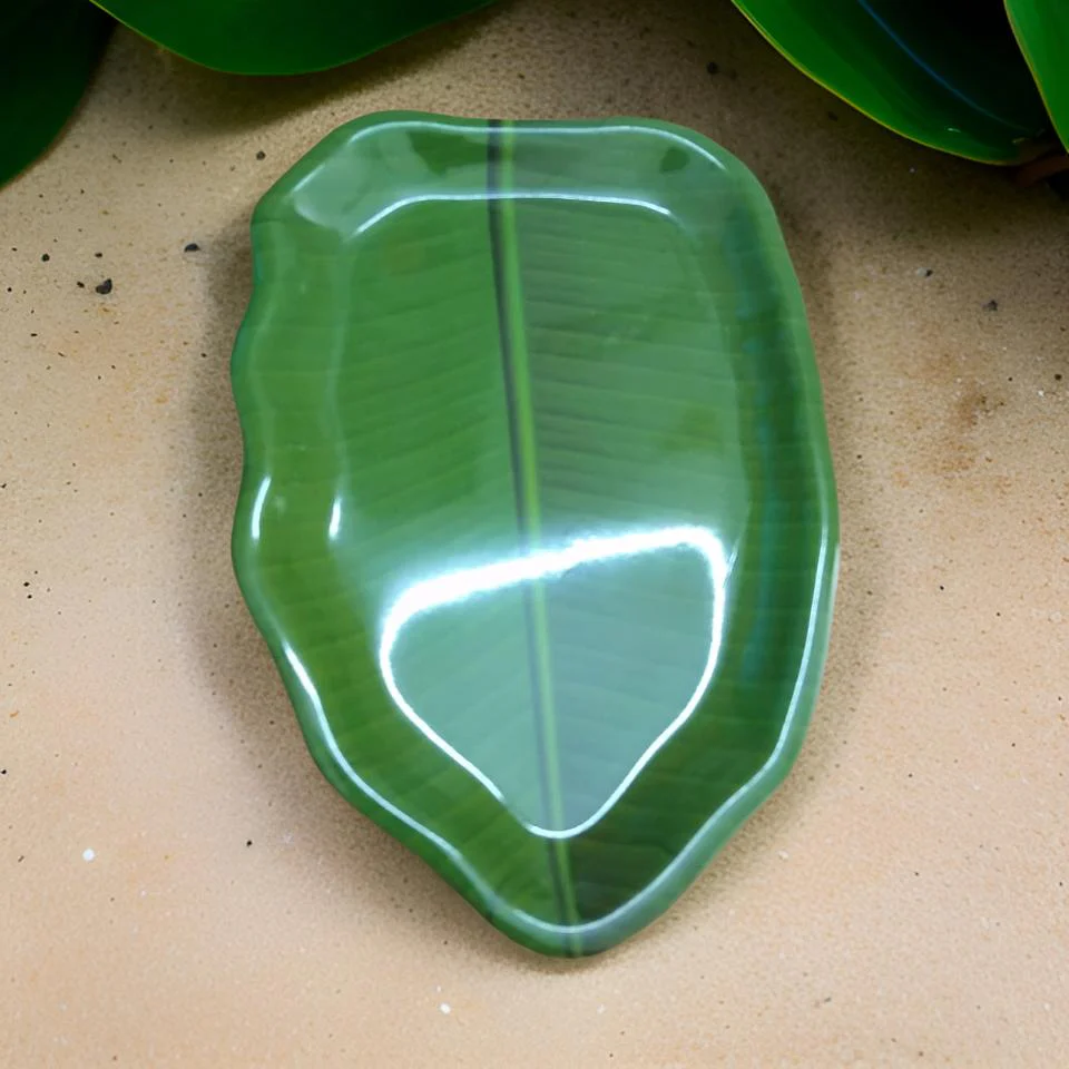 AM3236 Banana Leaf Shape Dessert Plates for All Occasions 1 Piece