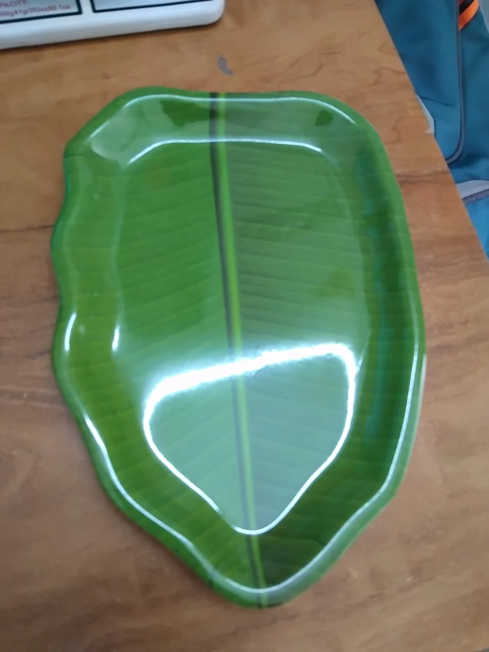 AM3236 Banana Leaf Shape Dessert Plates for All Occasions 1 Piece - Image 5