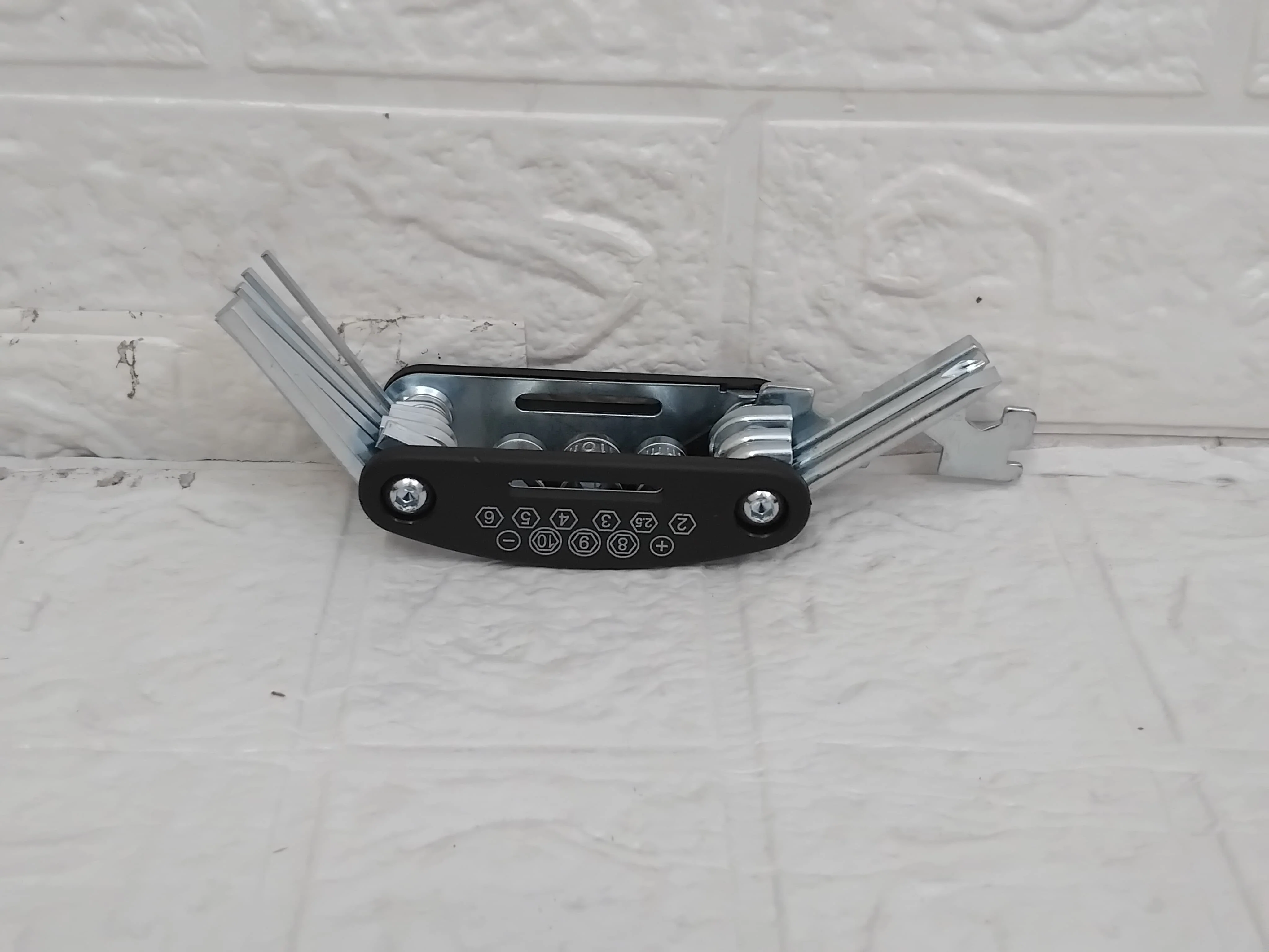 AM3541 16 in 1 Multi-Functional Bike Bicycle Repair Tool Kit - Image 9