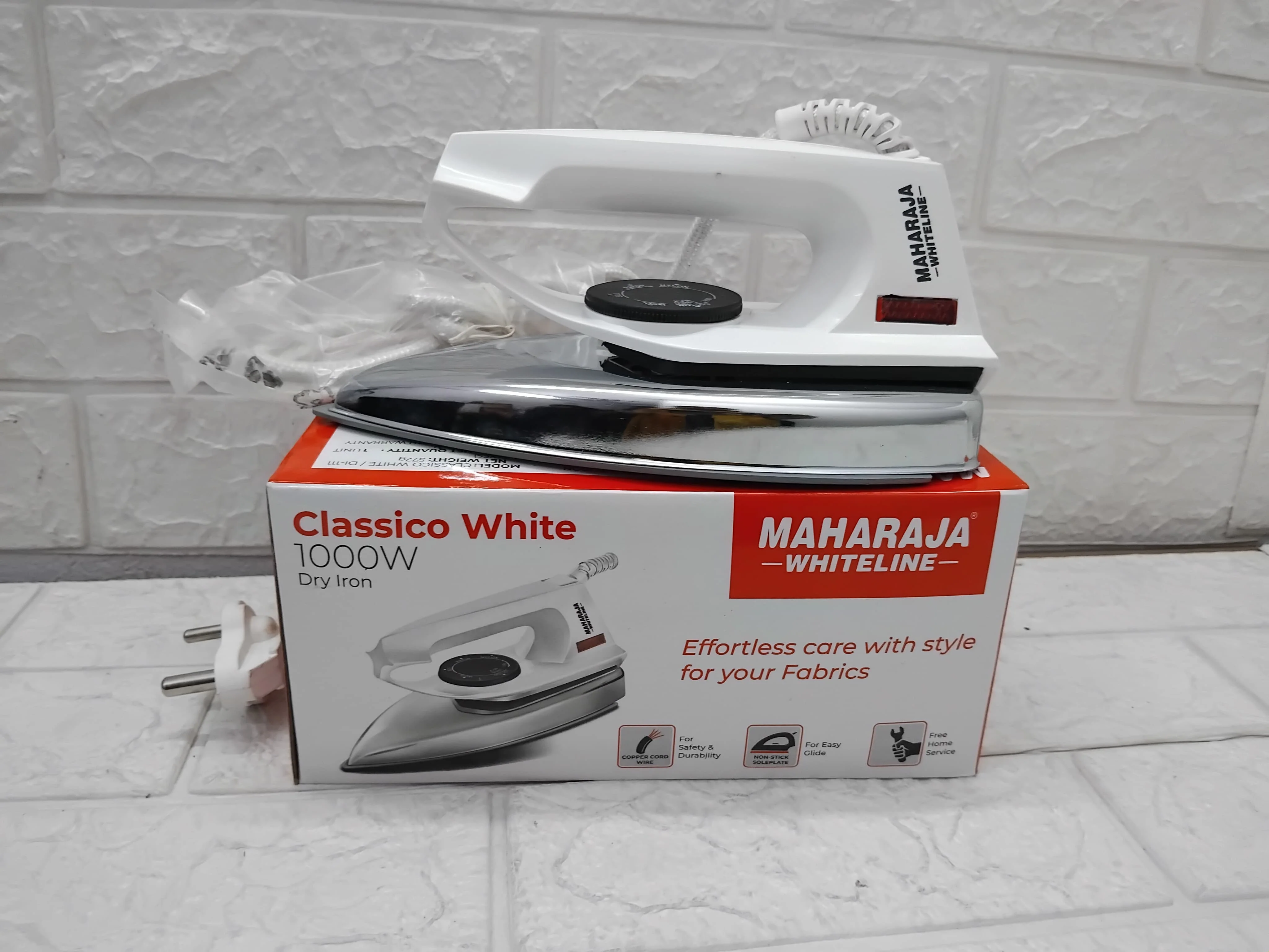 AM3641 Maharaja Whiteline 1000 Watts Classico White Dry Iron - Image 8