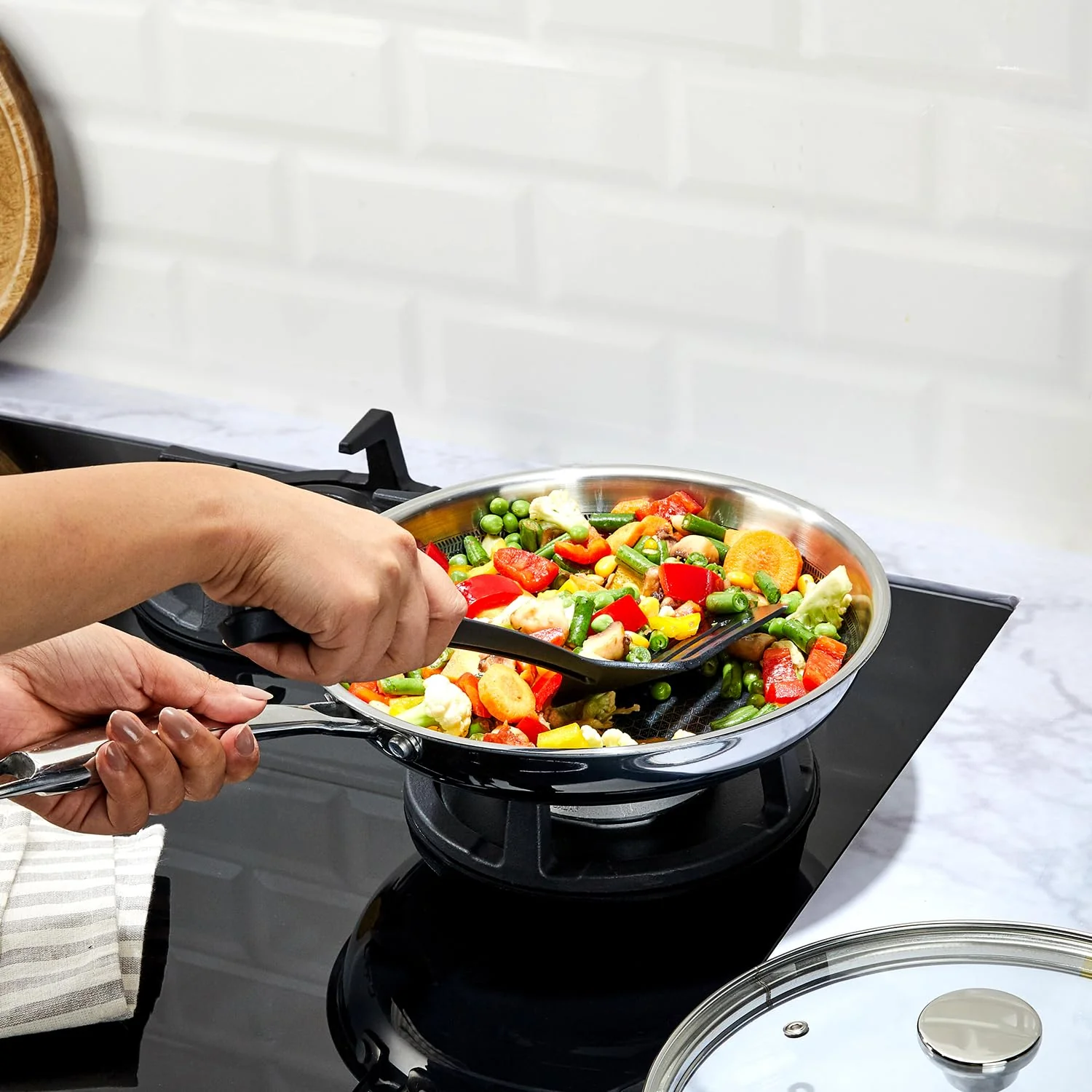 AM3921 PNB Kitchenmate Triply Straight Frypan 20CM - Image 5
