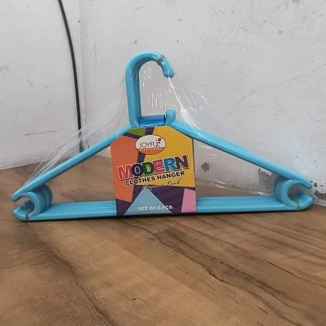 AM3944 JOYFUL MODERN CLOTHES HANGER SET OF 6 - Image 7