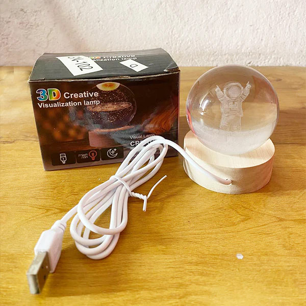 AM5354 3D Galaxy Crystal Ball Night Light, LED Solar System Crystal Ball Night Light with Wooden Base (Astronaut) - Image 5