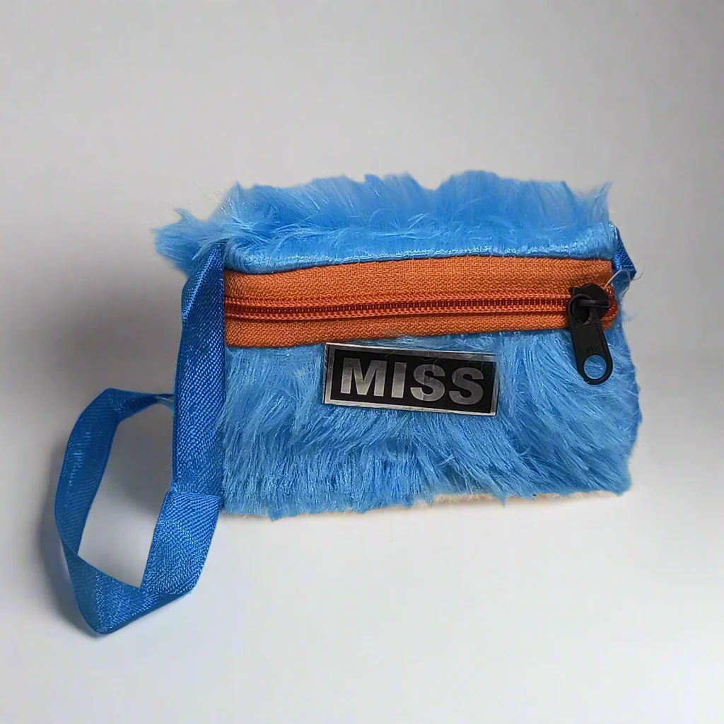 AM5431 Fur Medium Size Multidesign Bag-1pc - Image 6