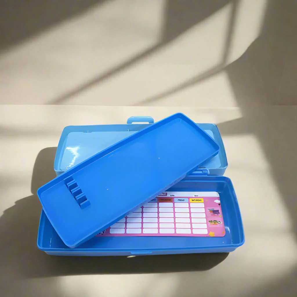AM5477 Target Pencil Box With Game - Image 2
