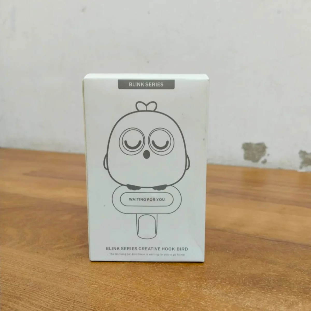 AM5481 Self Adhesive Wall Hooks Eye Catching Cute Bird Hook, Automatic Open Close Eyes Creative wall Hook - Image 4