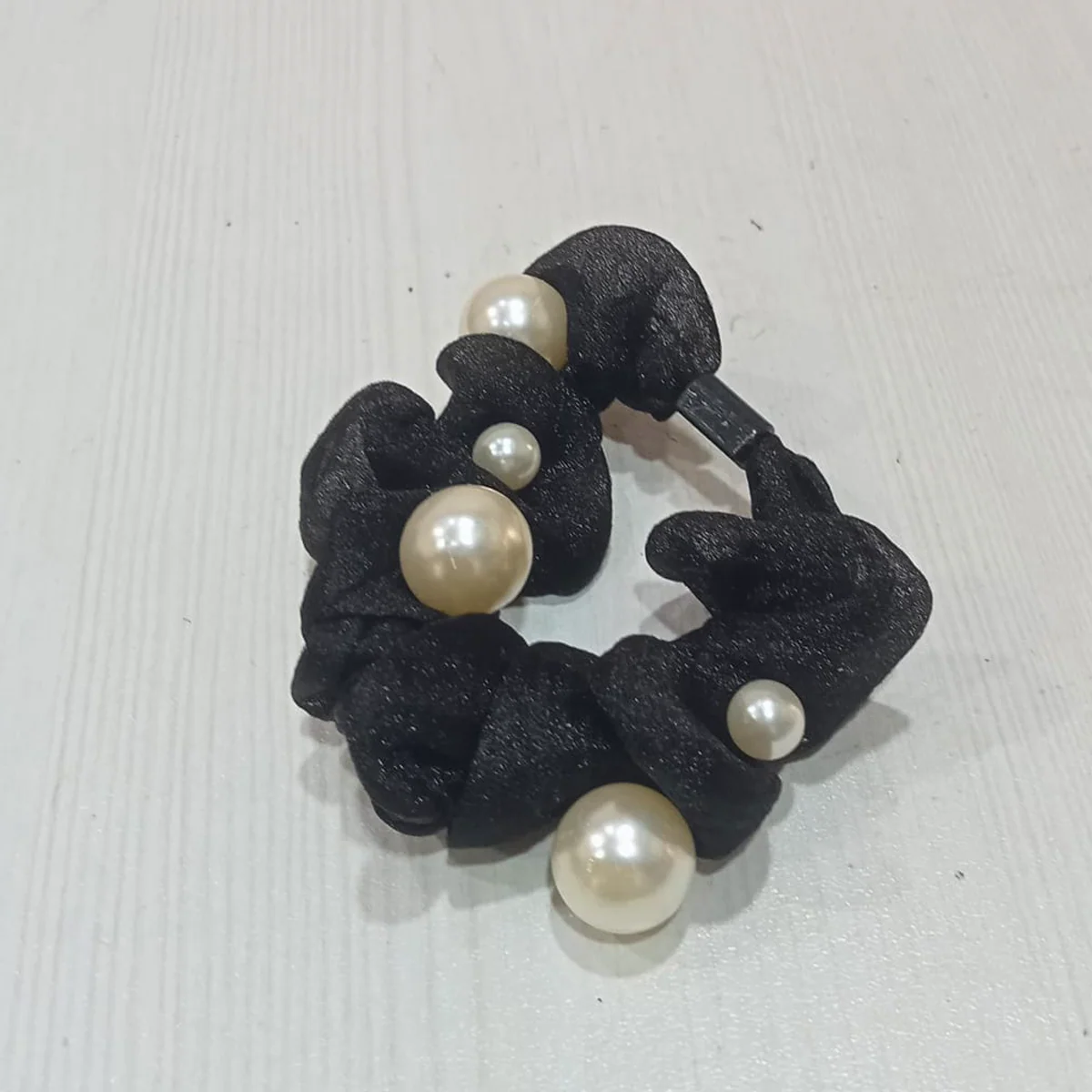 AM5623 Pearl Scrunchies Hair Ring Bands- Ropes Hair Elastic Bracelet Ponytail Holder Hair Accessories - Image 6