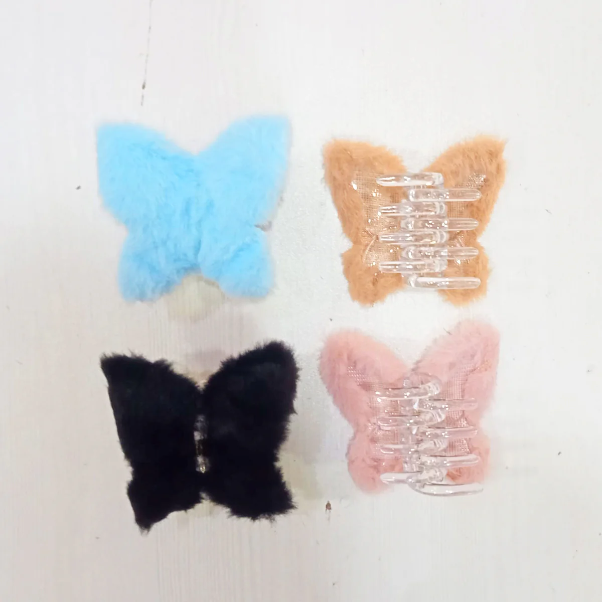 AM5629 Butterfly Elegant Stain Fluffy Hair Holders, Vintage Furry Clutchers for Women Girls (Multicolour, Pack of 1) - Image 8