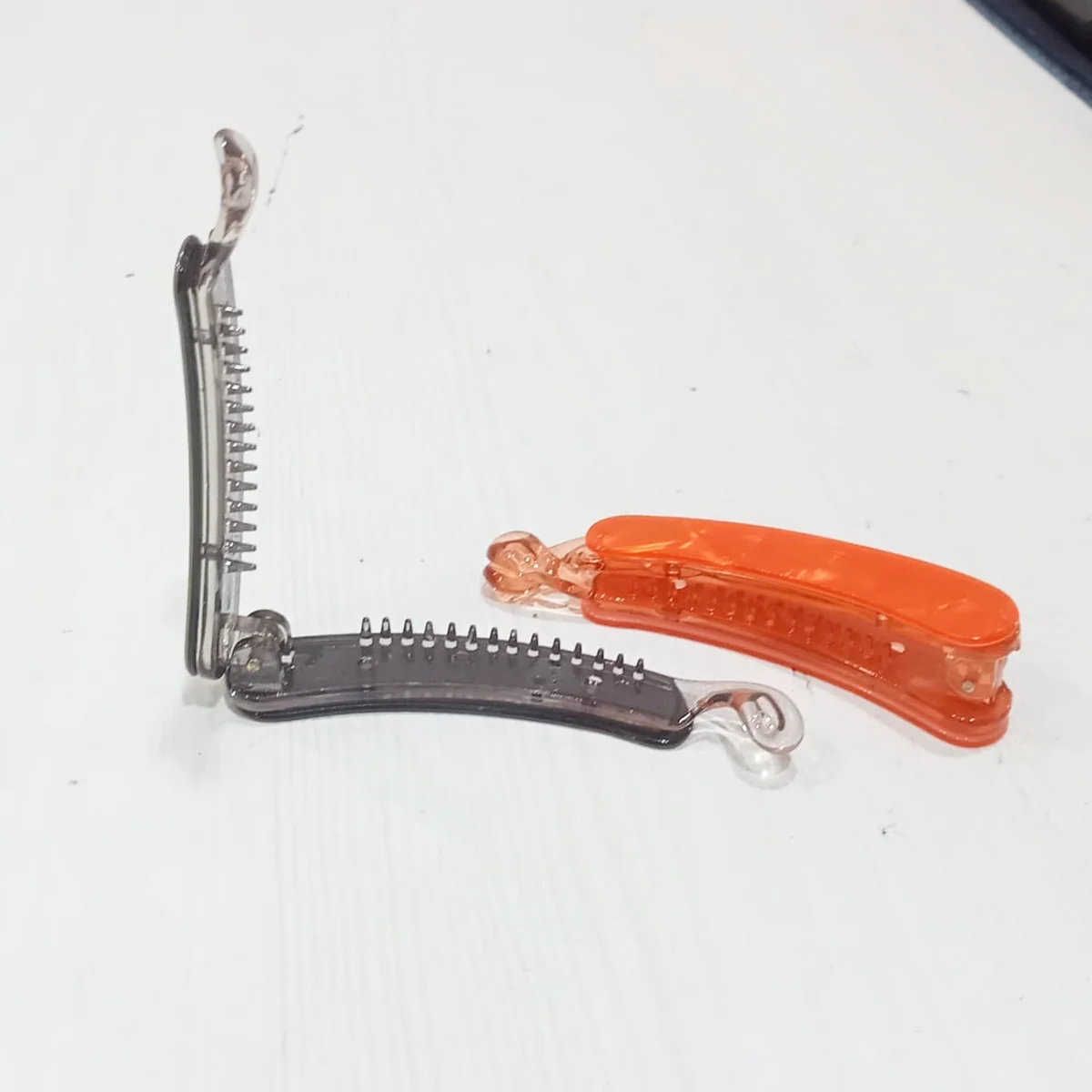 AM5631 Acrylic Long Banana Hair Claw Clip (Multicolour) for Girls and Women (Pack of 1 Pc) - Image 3