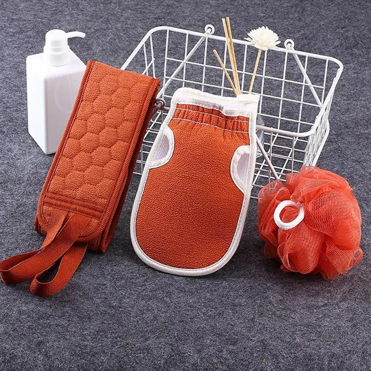 AM5638 3 PCS Bathing Exfoliating Set (MultiColour) - Back Scrubber exfoliating gloves - Easy to clean For Men And Women (Set of 1) - Image 9