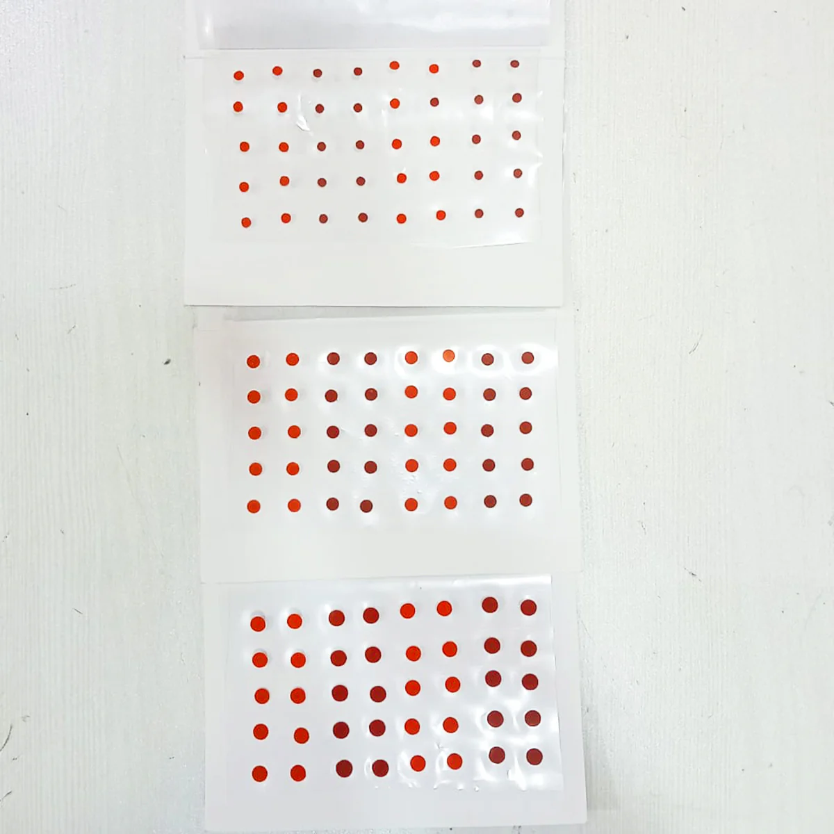 AM5636 Round Multicolor & Multi-Size Regular Bindi for Forhead - Set of 1 - Image 9