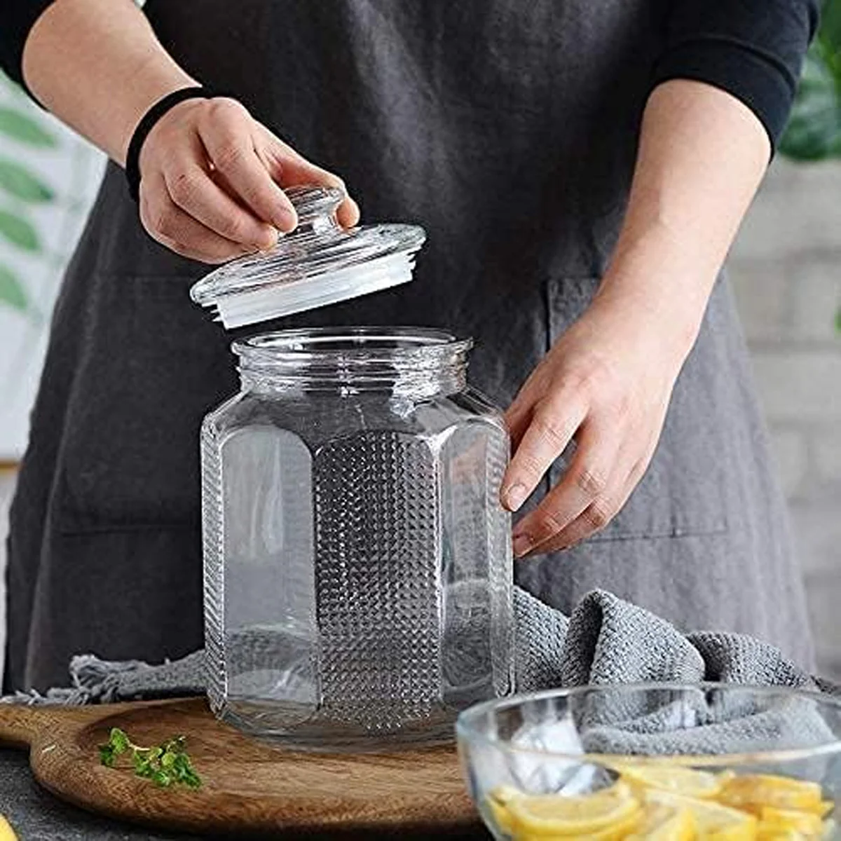 AM5677 CELLO Bloom Storage Glass Jar (1300ml) for Cookie Jar, with Air Tight for Kitchen Dried Masala (Pack 1) - Image 2
