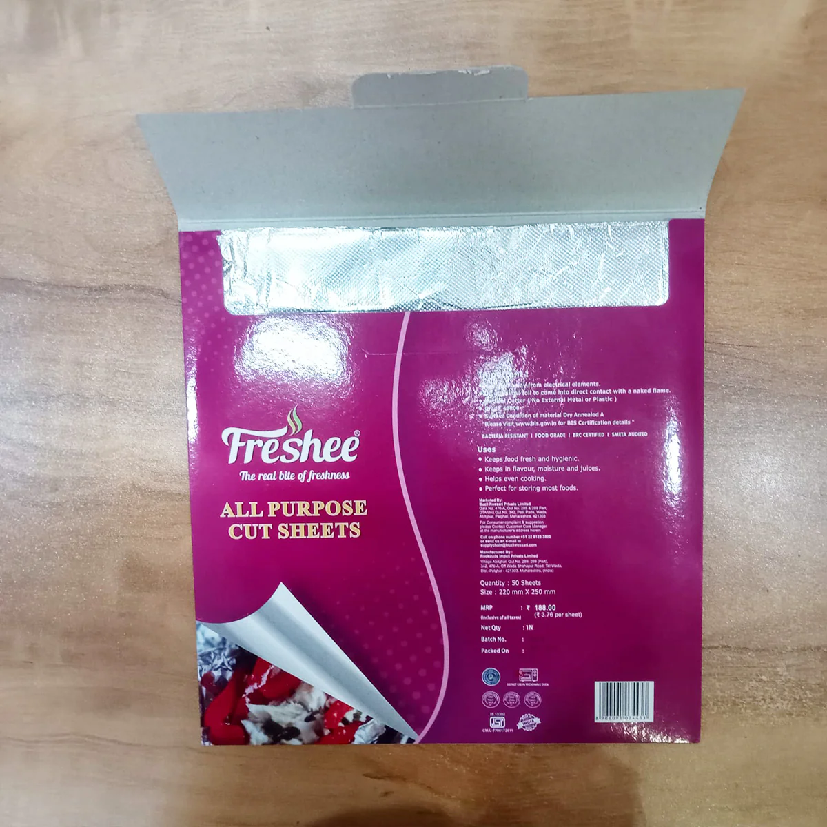 AM5740 Freshee Roti Wrapping Aluminium Foil Sheets, Pack of 1 x 50 Sheets Each 220 x 250mm Silver Foil Sheets - Image 4